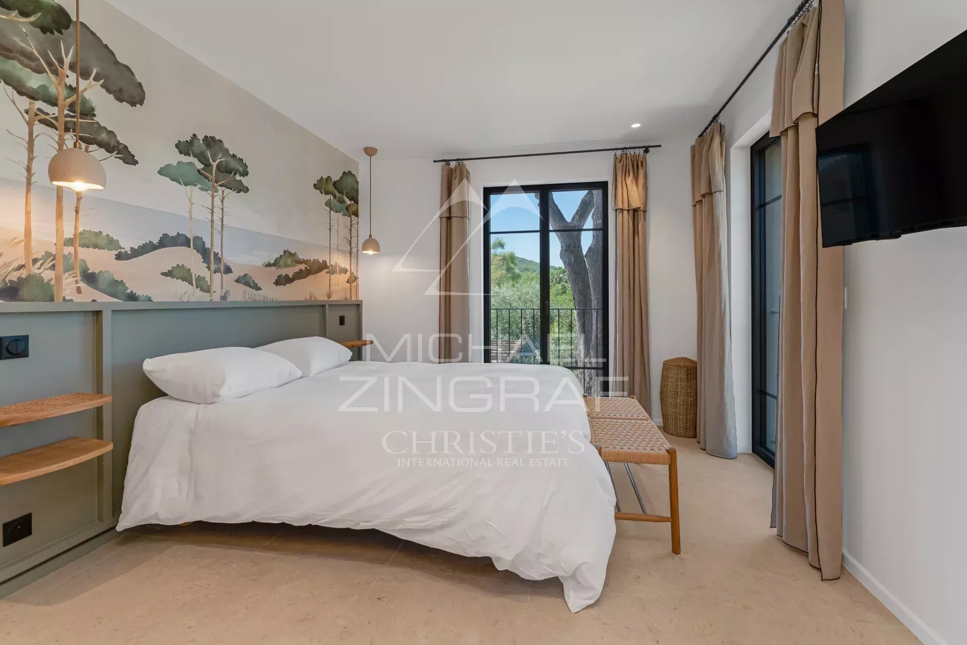 Superb renovated villa with large garden - Saint-Tropez