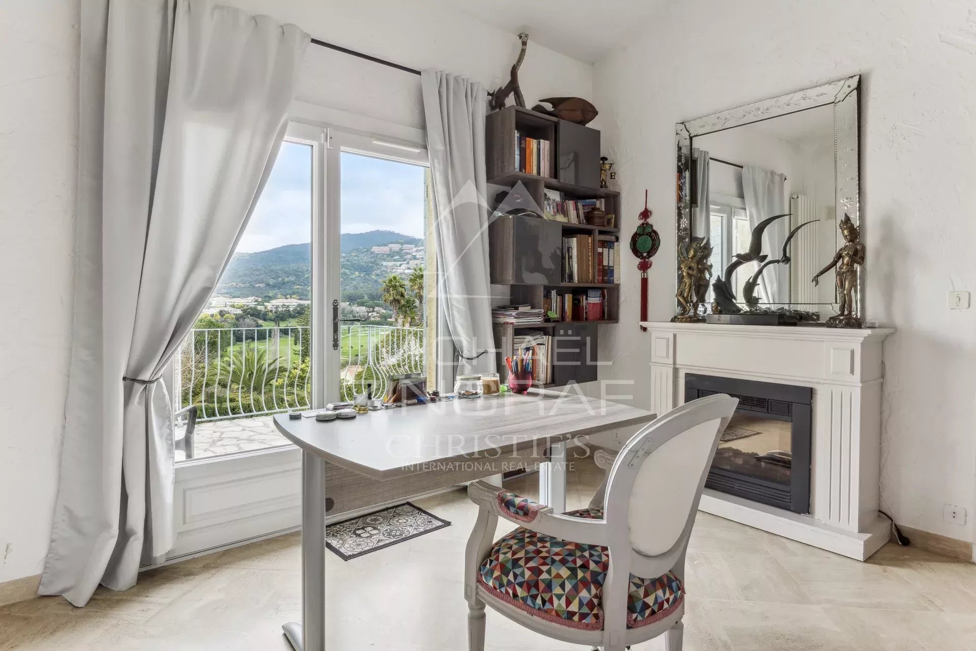 Mandelieu-La Napoule - Vignerons - Élegante maison familiale