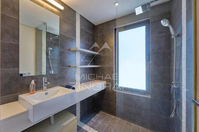 Elegante 2-Schlafzimmer-Wohnung in Choisy Les Bains