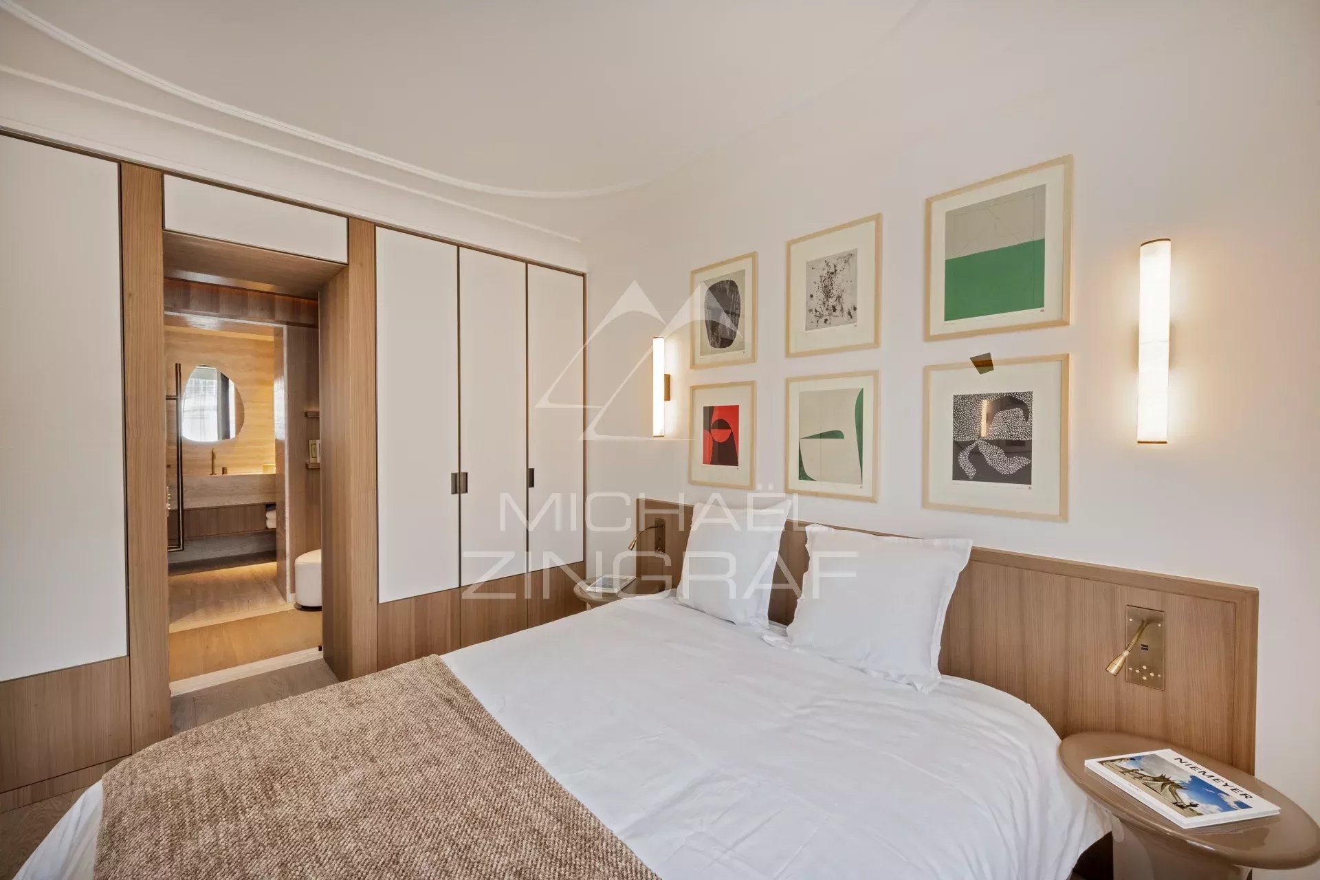 À vendre - Appartement 2 chambres - Étoile - État Neuf