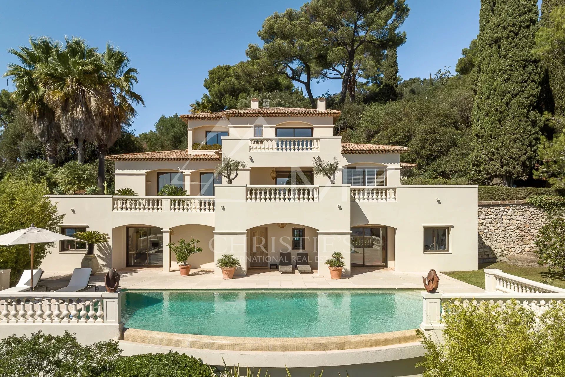 Hills of Nice - Property with panoramic sea views