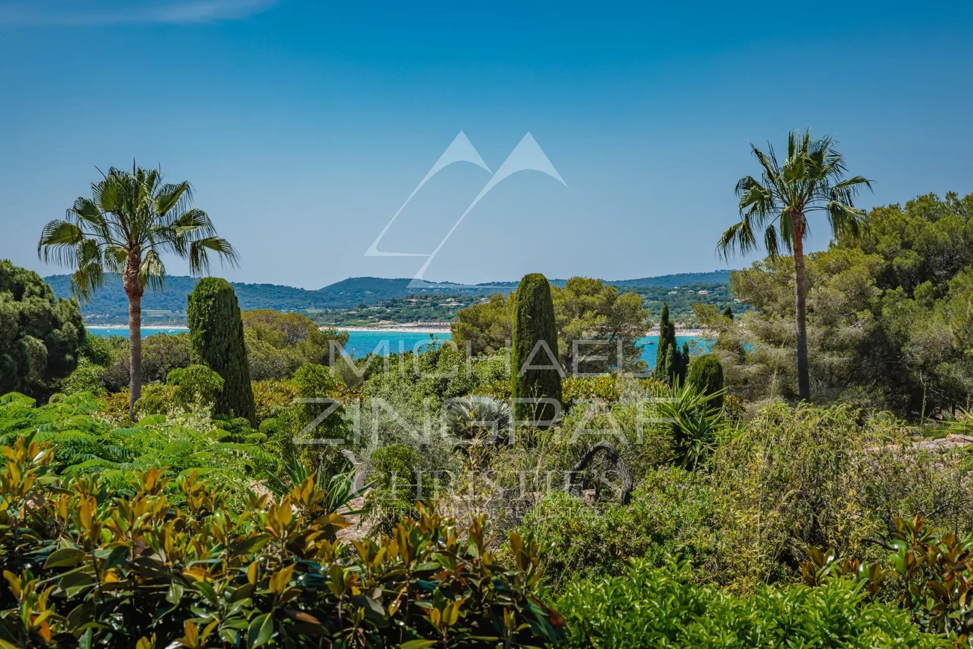 Ramatuelle - Modern villa with direct access to the beach and sea view