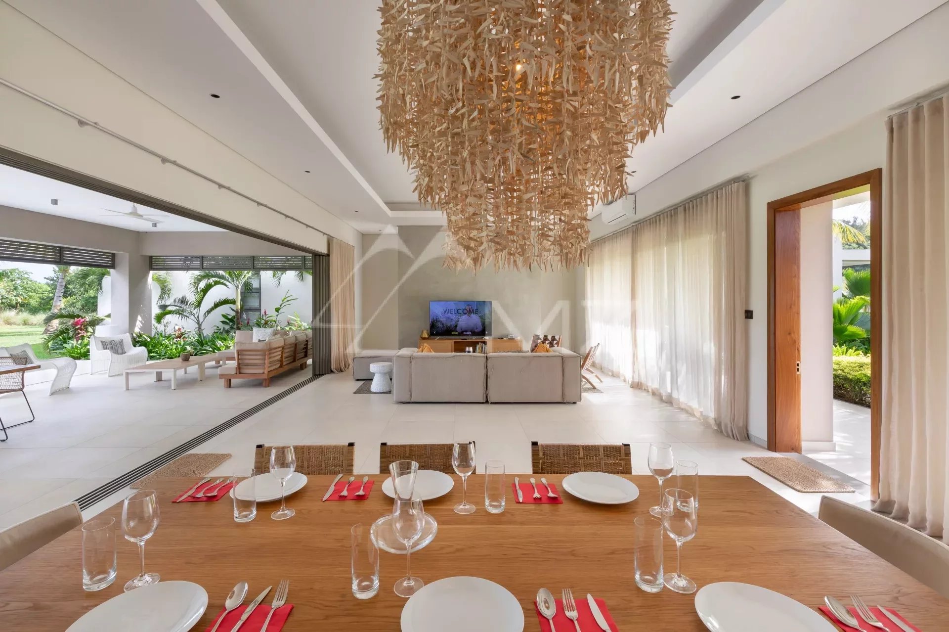 4 bedroom villa in a prestigious residential estate