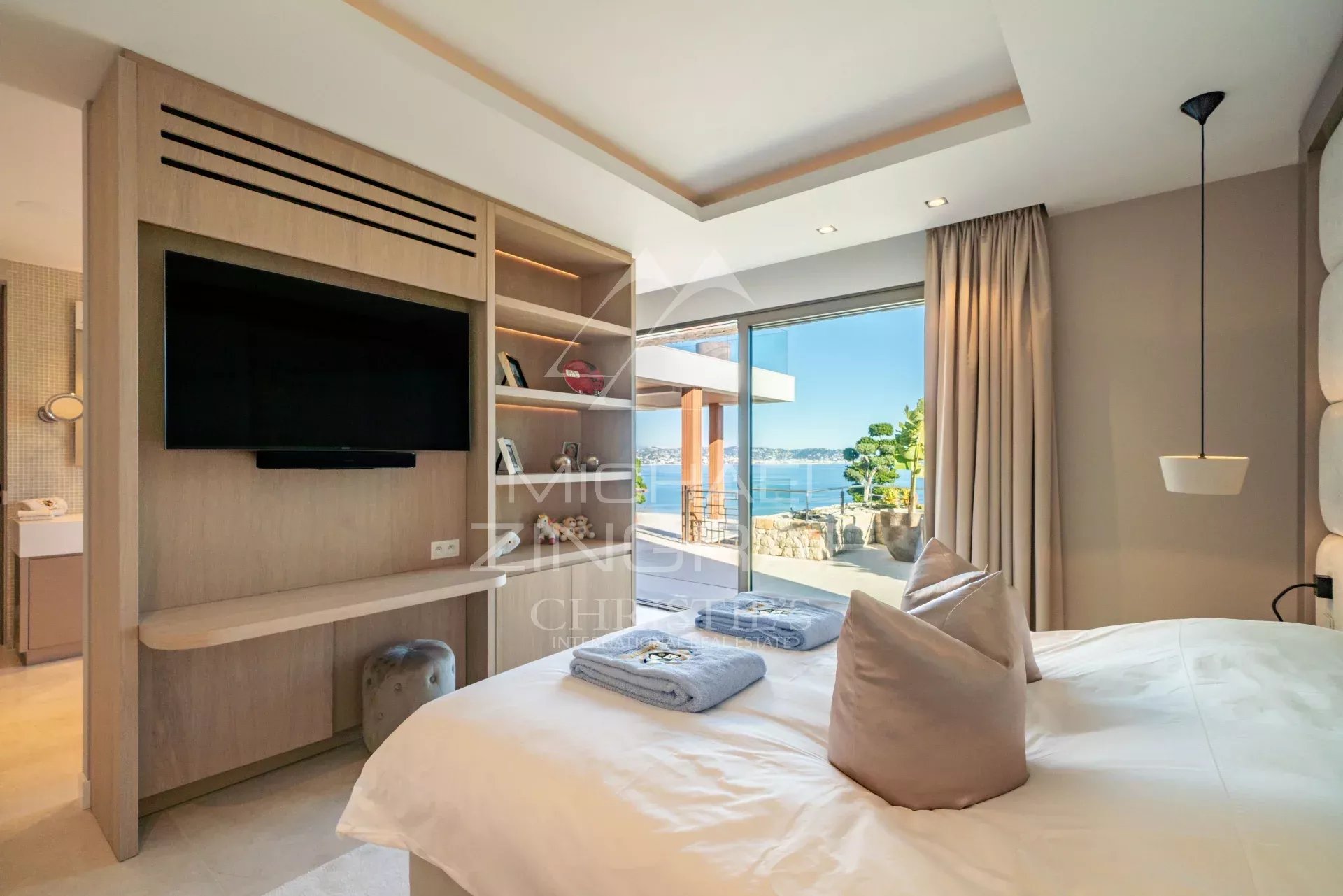 Close to Cannes -  amazing new villa