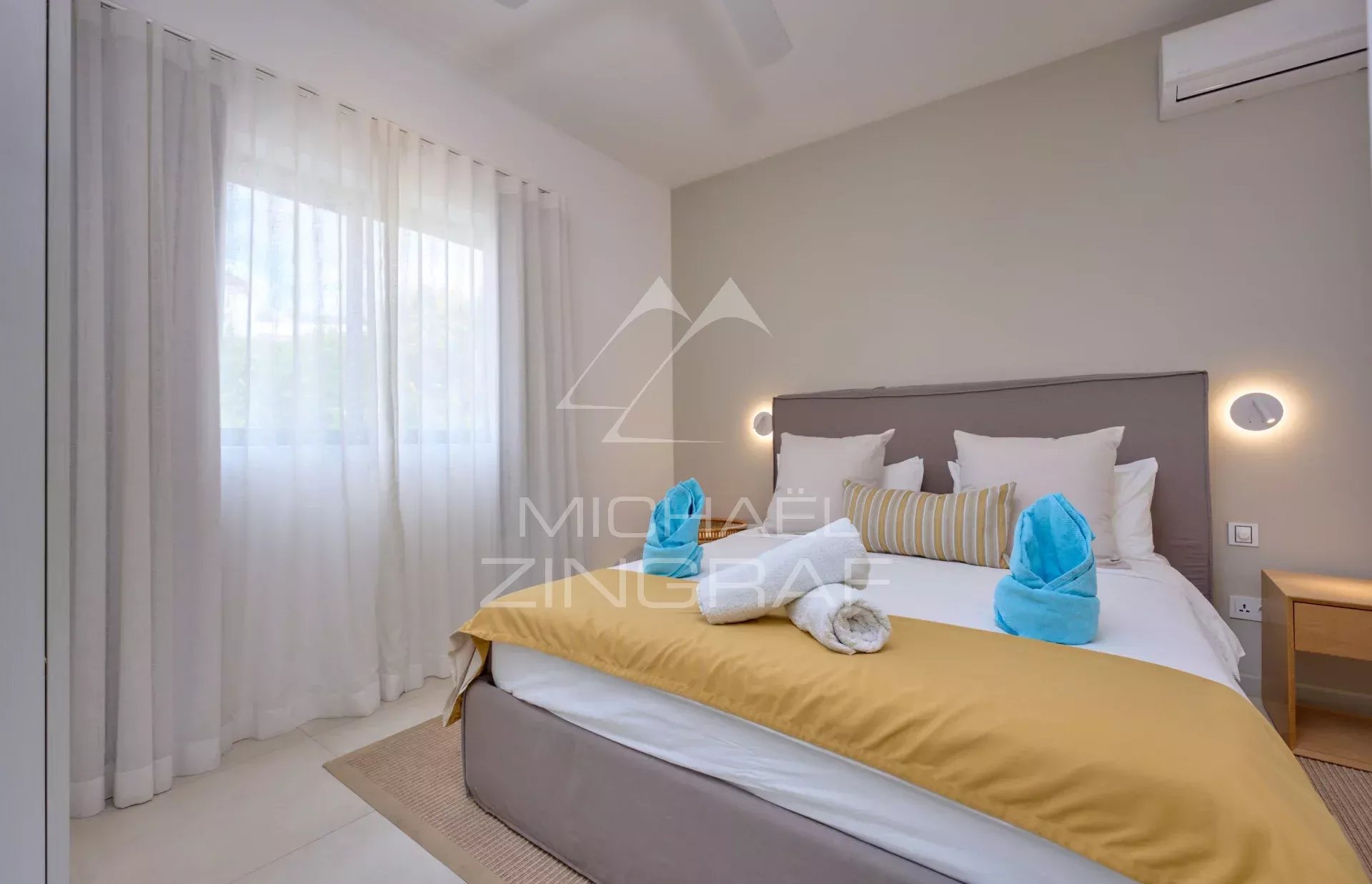 Élégant Appartement de 3 Chambres dans une Résidence Sécurisée à Pointe aux Canonniers