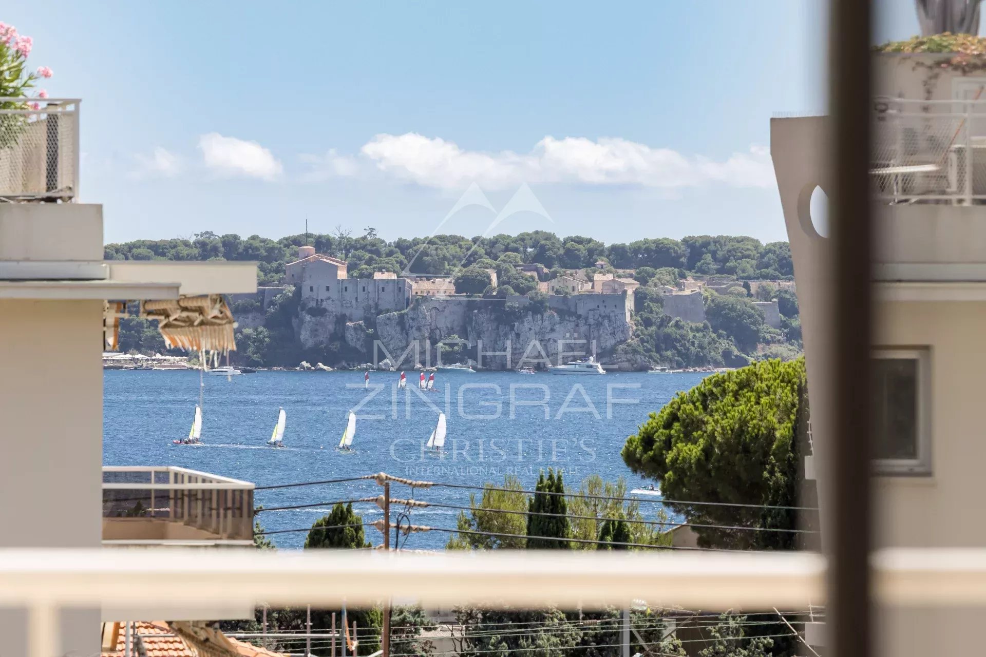 Cannes - Beautiful, quiet apartment with terrace, garden and sea view