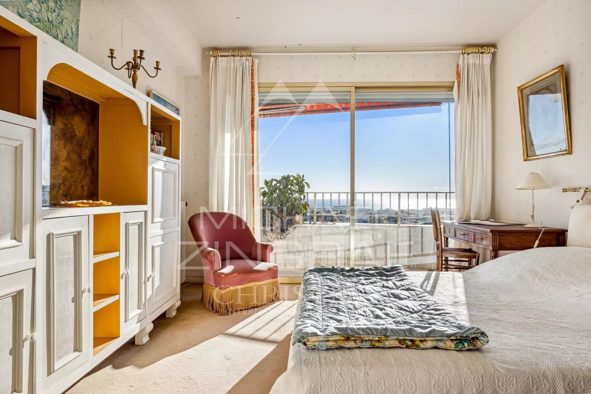 3-room apartment with sea view