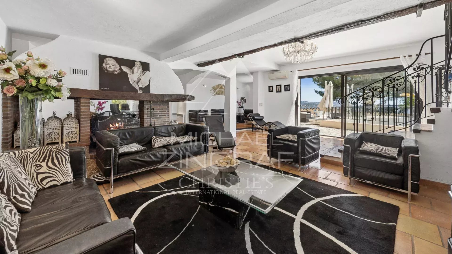 Proche Cannes – Mandelieu la Napoule – Propriété vue mer
