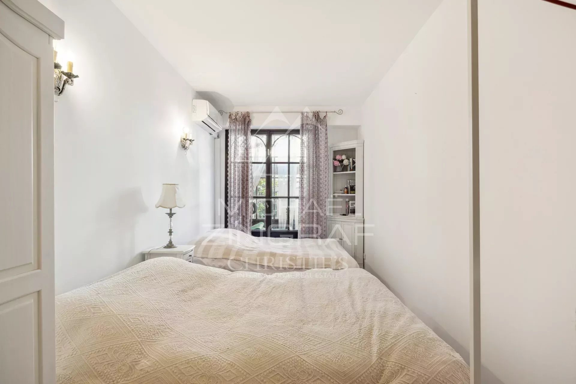 Cannes Palm Beach - Face à la mer, magnifique rez-de-jardin