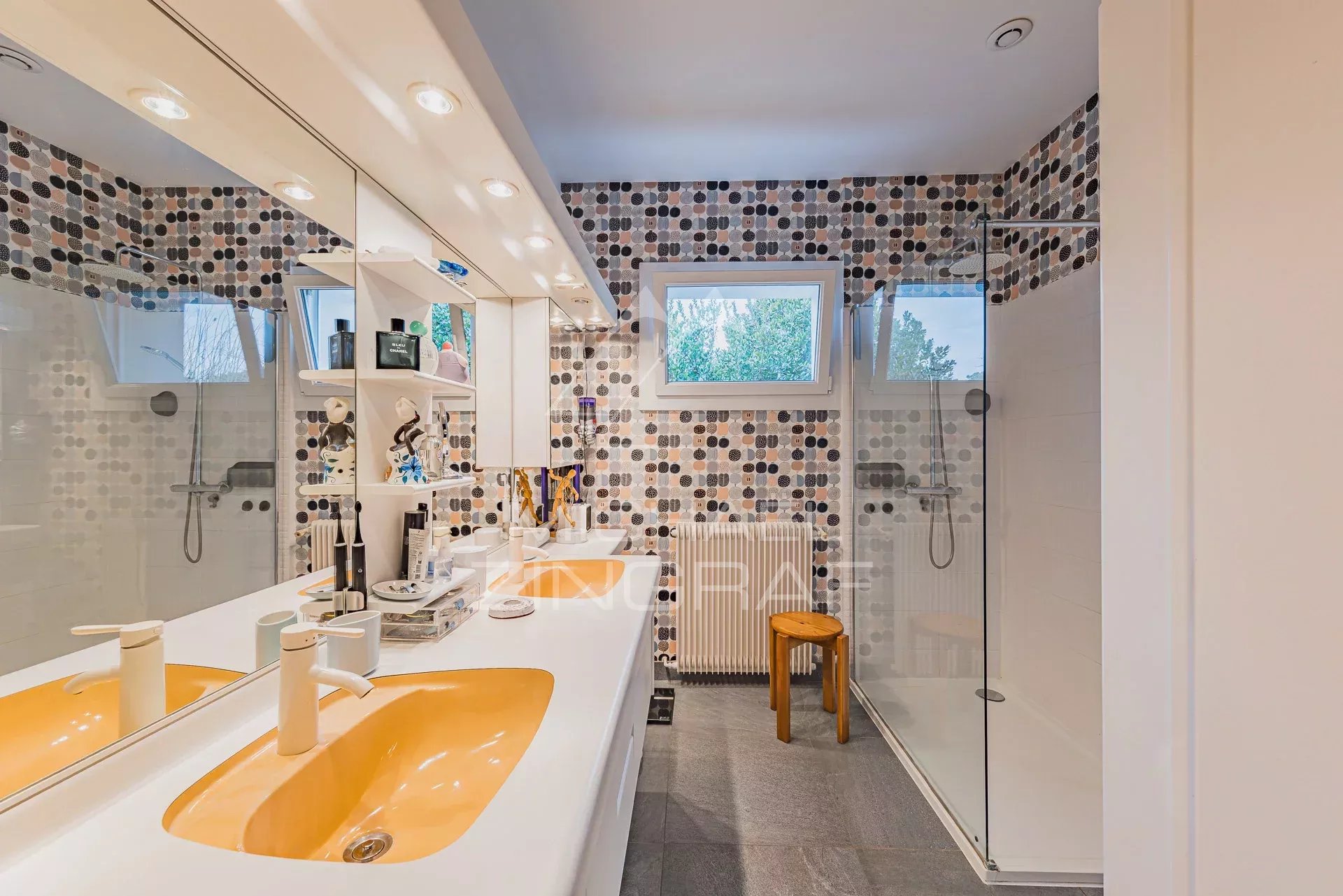 Maison contemporaine avec jardin et piscine au cœur de La Hume