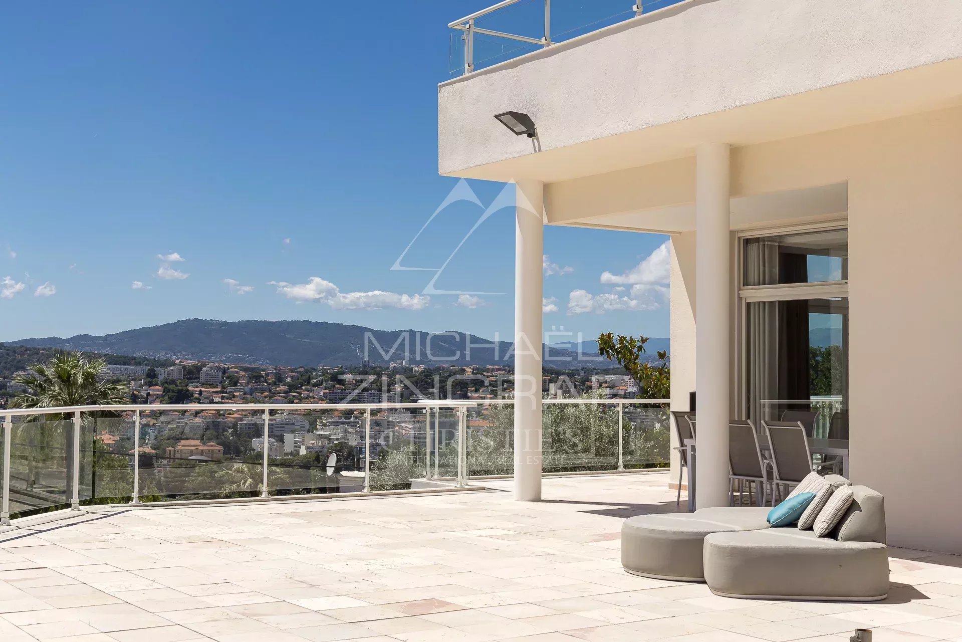 Cannes - Somptueuse villa neuve
