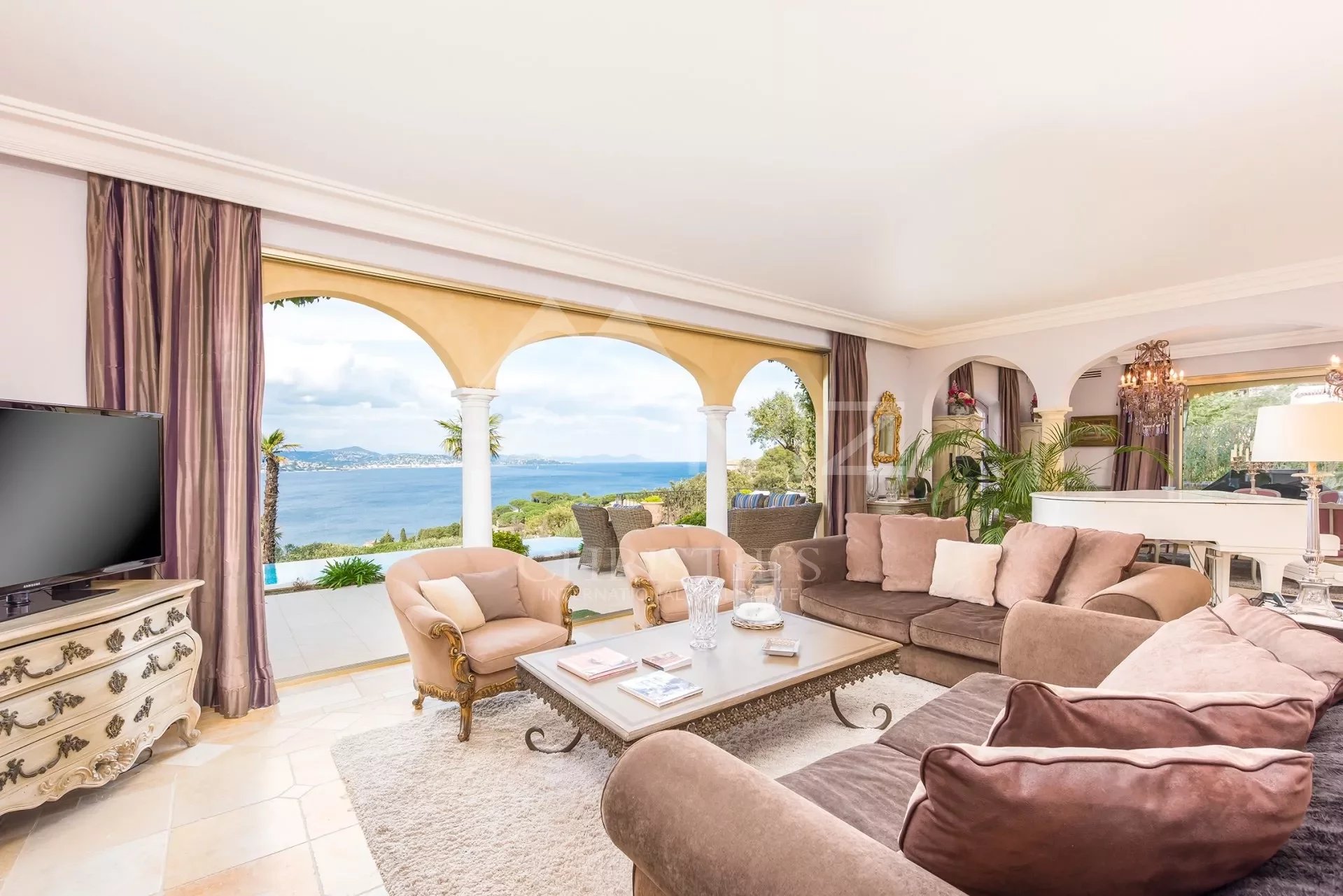 Proche Saint-Tropez - Splendide villa avec vue mer panoramique