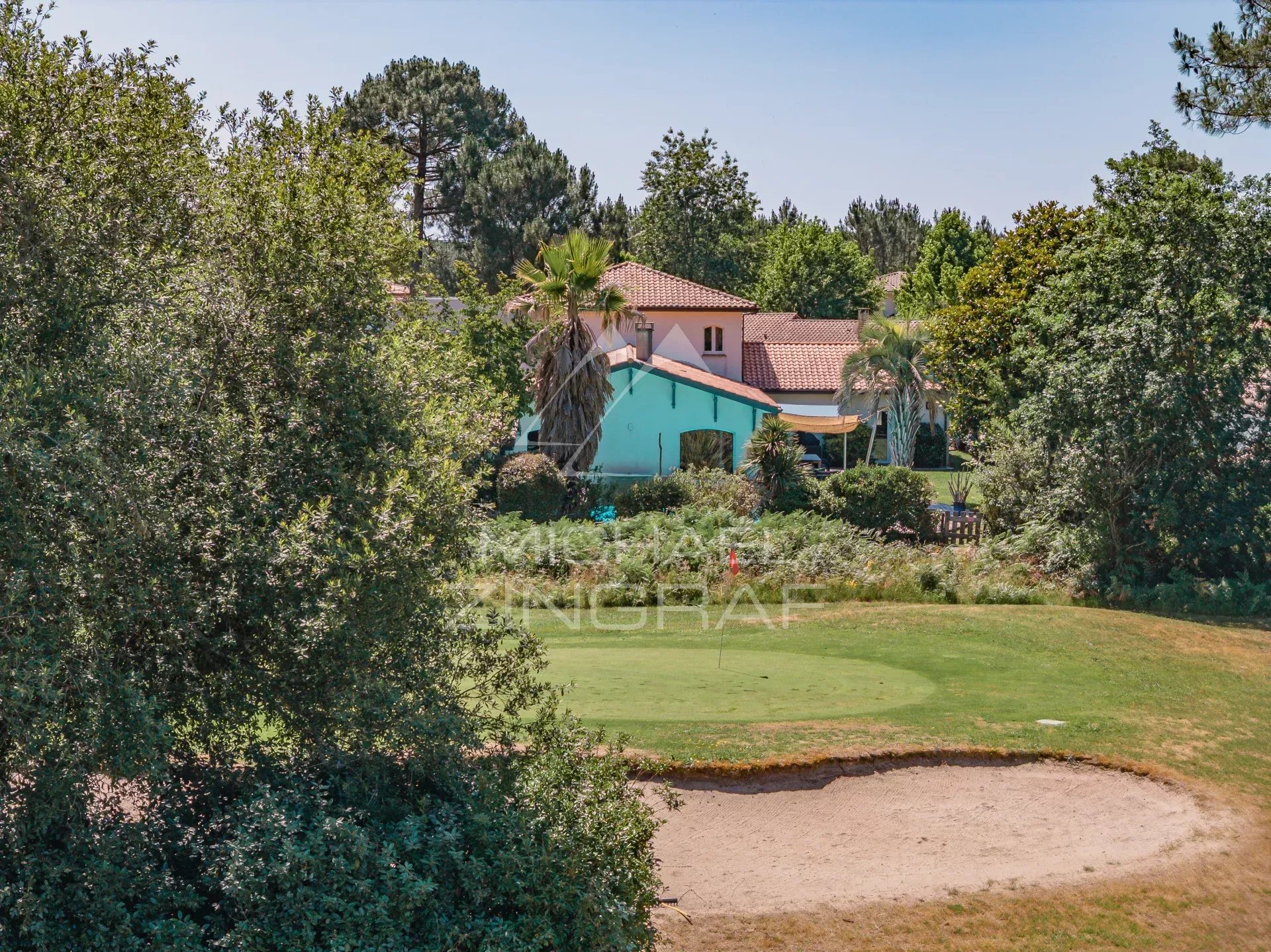 Moderne Villa mit 5 Schlafzimmern