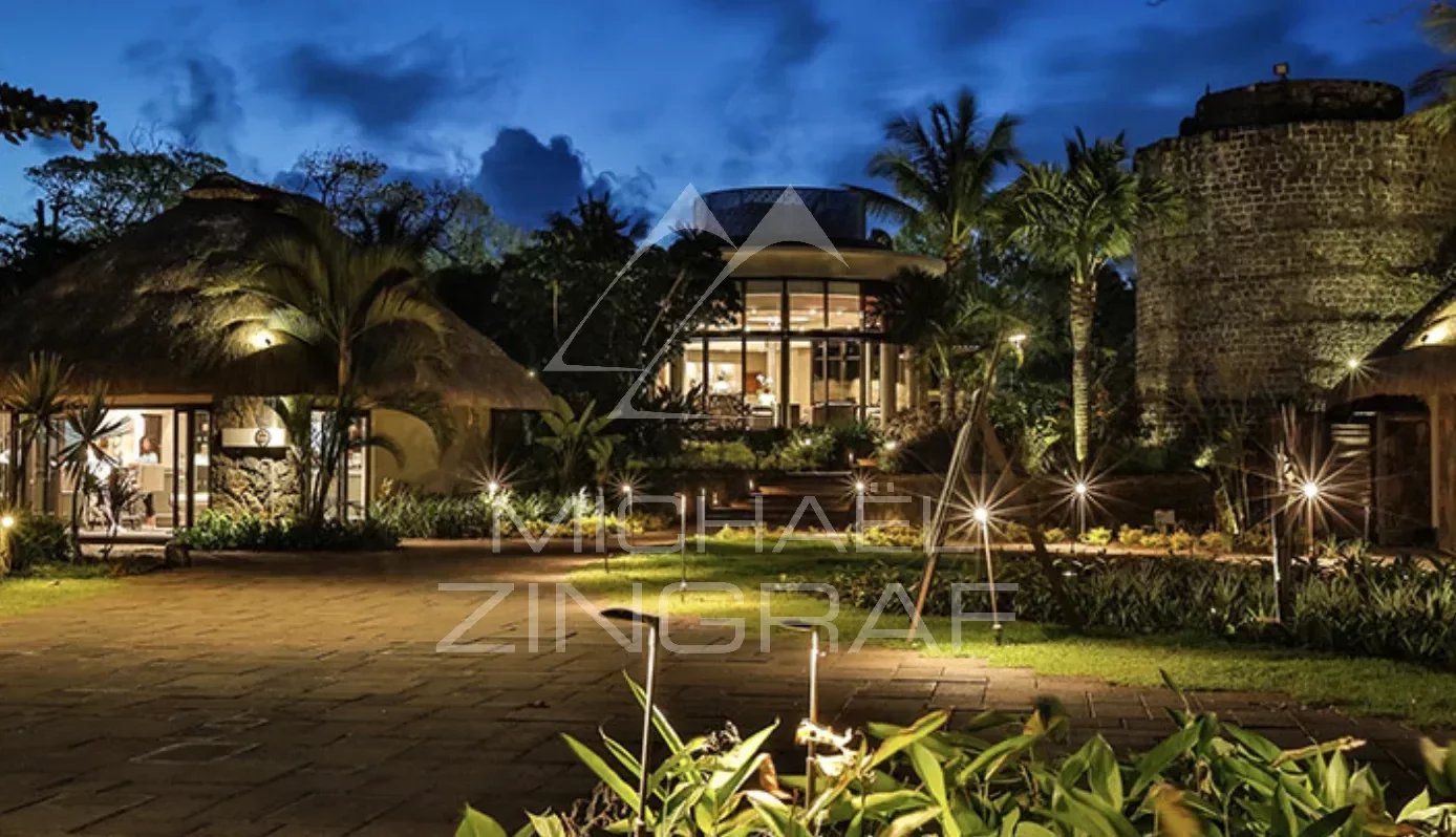 Mauritius - Villa 5 Schlafzimmer im Wasser