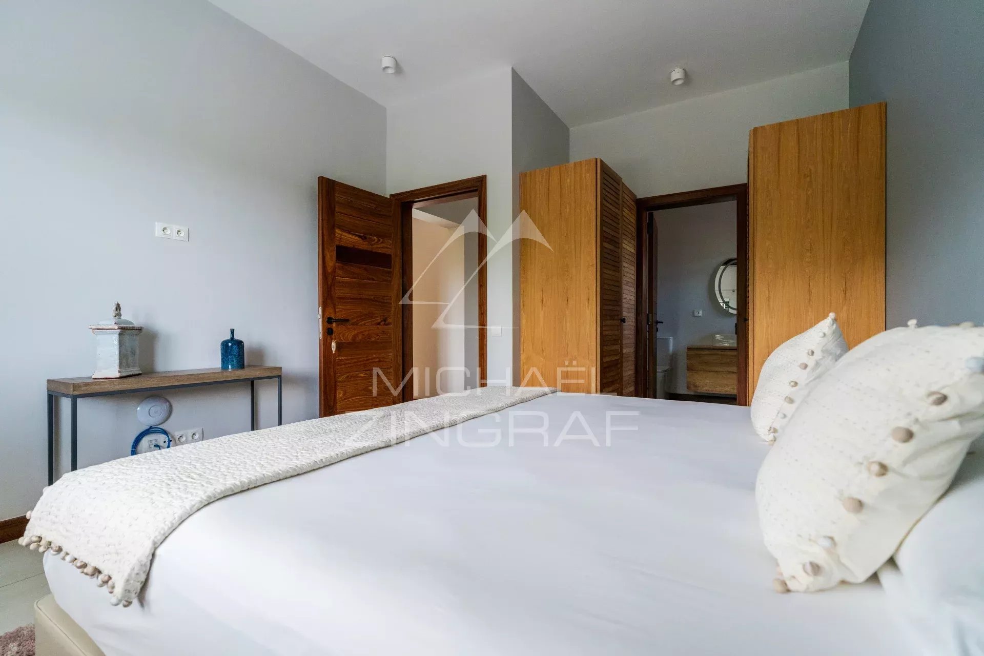 Élégante villa contemporaine face au golf - Bel Ombre