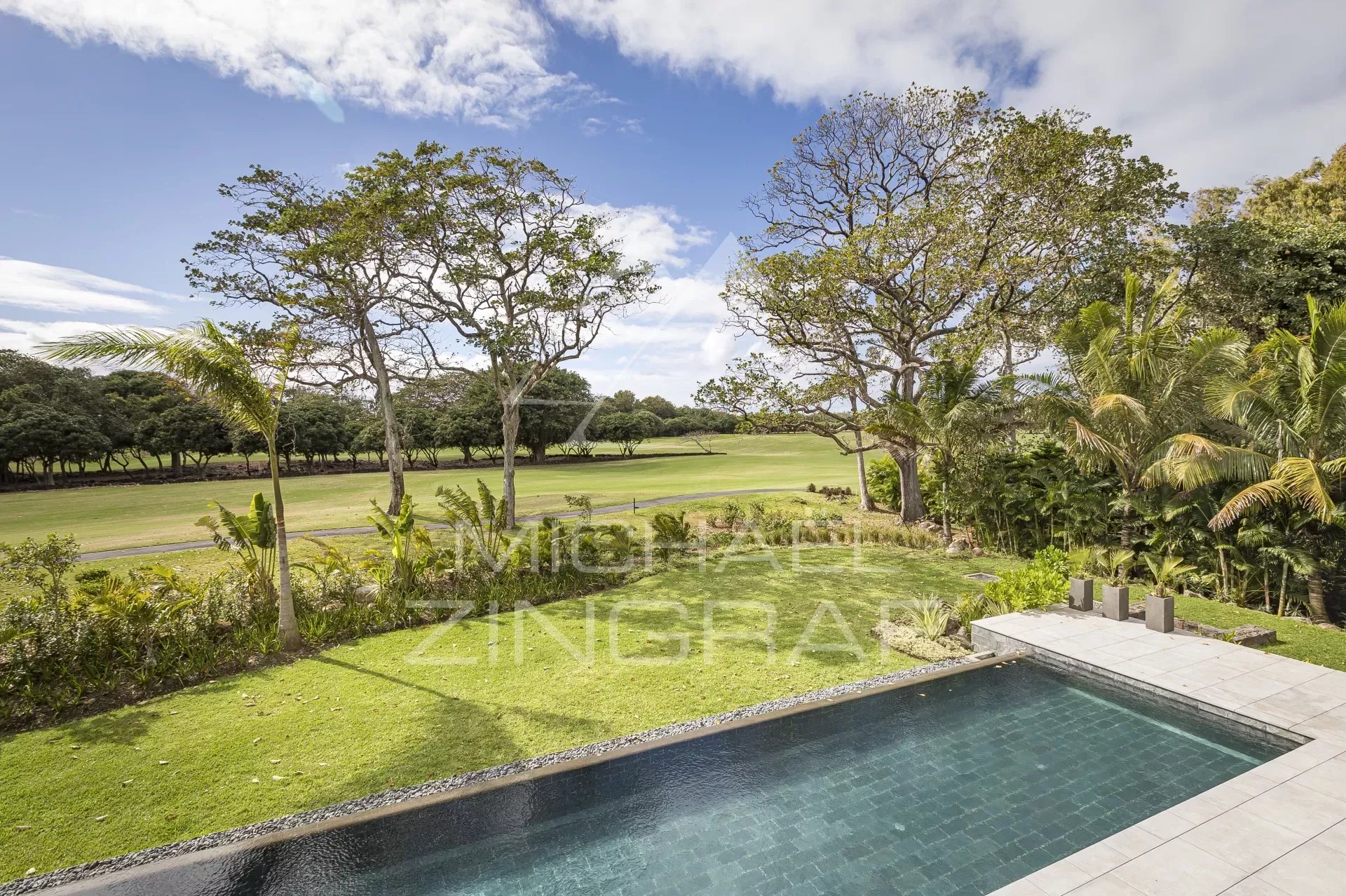 Mauritius - Fairways Villas on golf