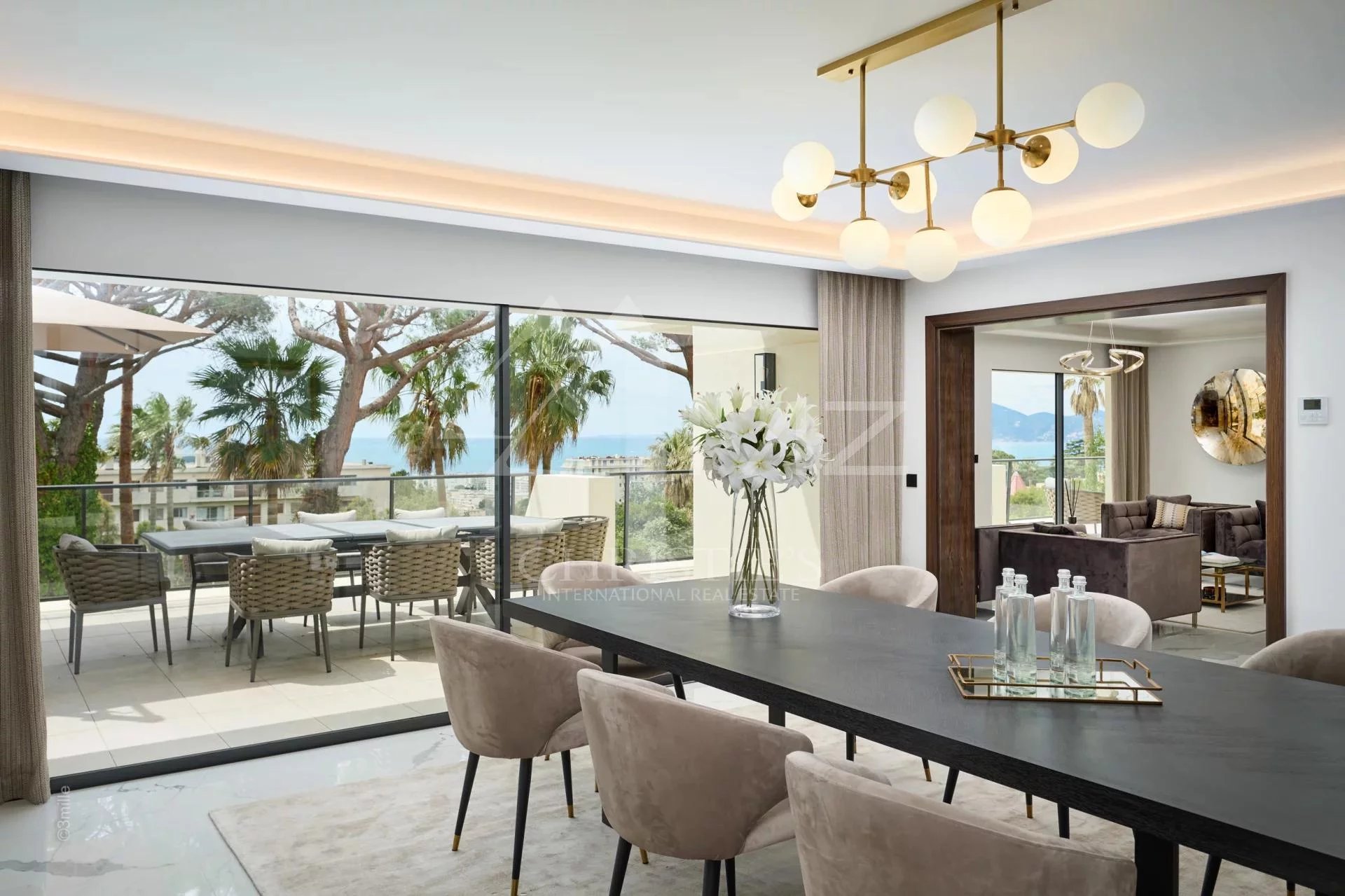 Cannes - Californie - Penthouse d'exception au sein d'une résidence moderne de prestige