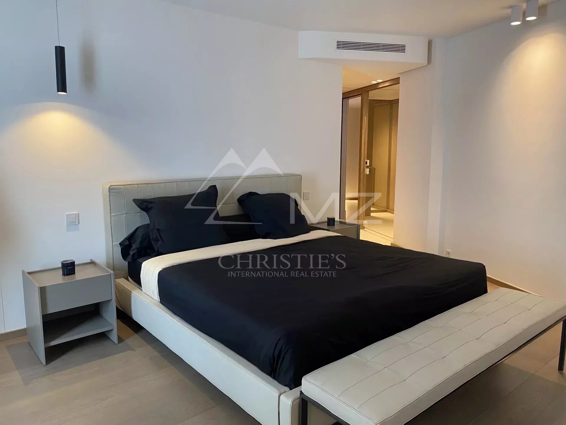 Cannes - Croisette - Exceptionnel appartement 5 chambres