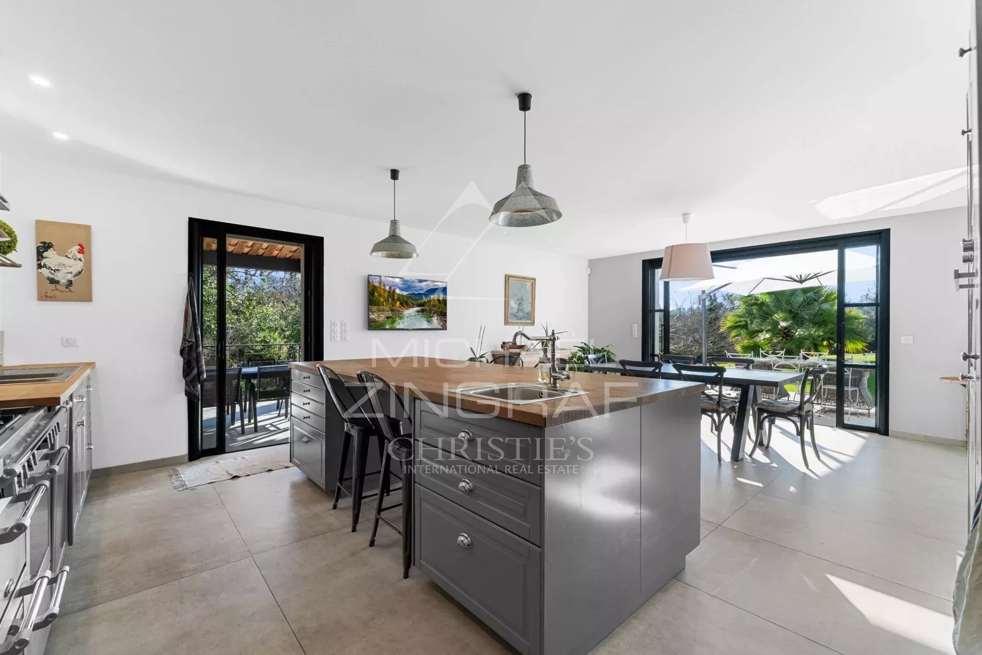 Wunderschöne moderne Bastide in absoluter Ruhe