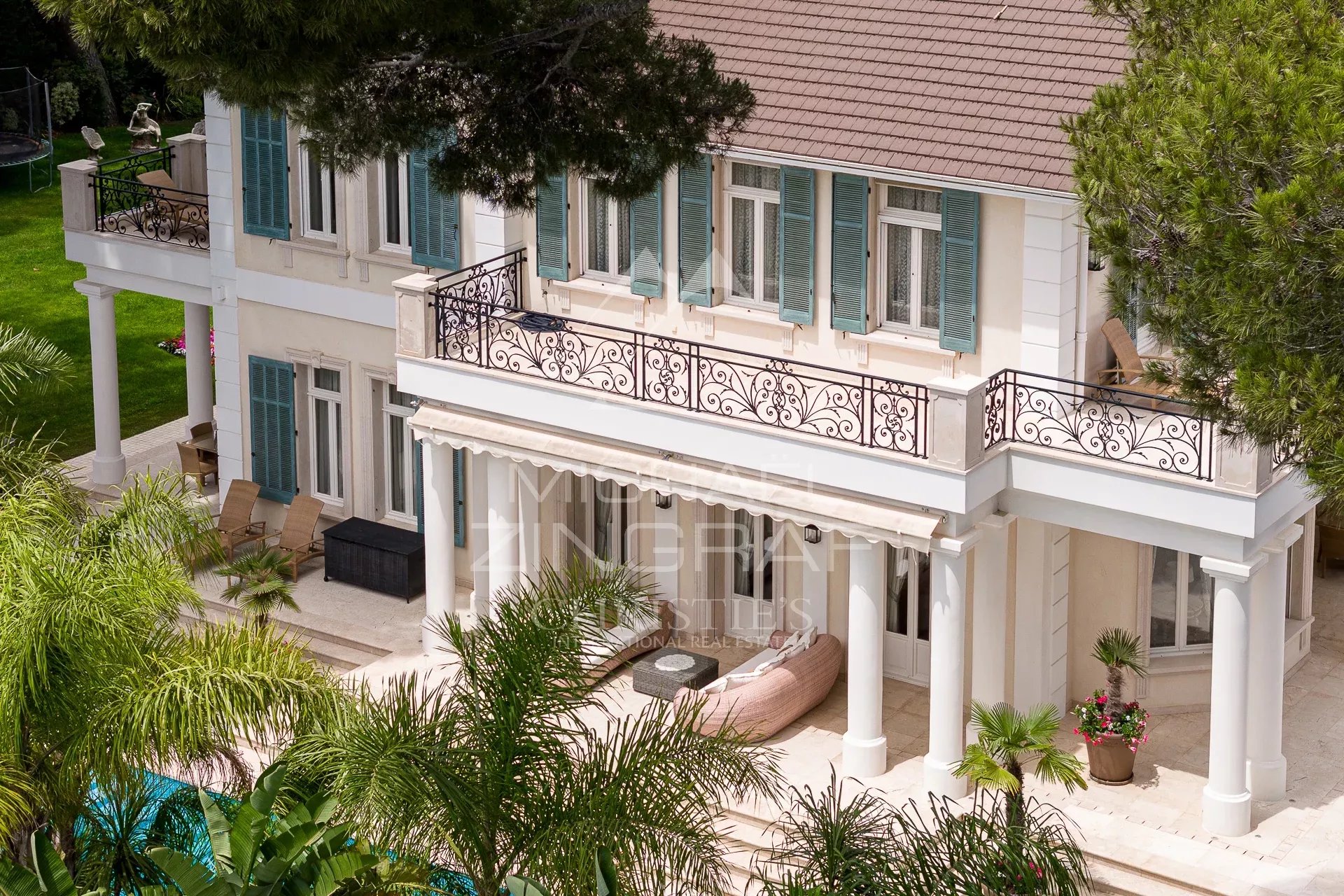 Cap d’Antibes – Prächtige Belle-Époque-Villa in einer privaten Domäne