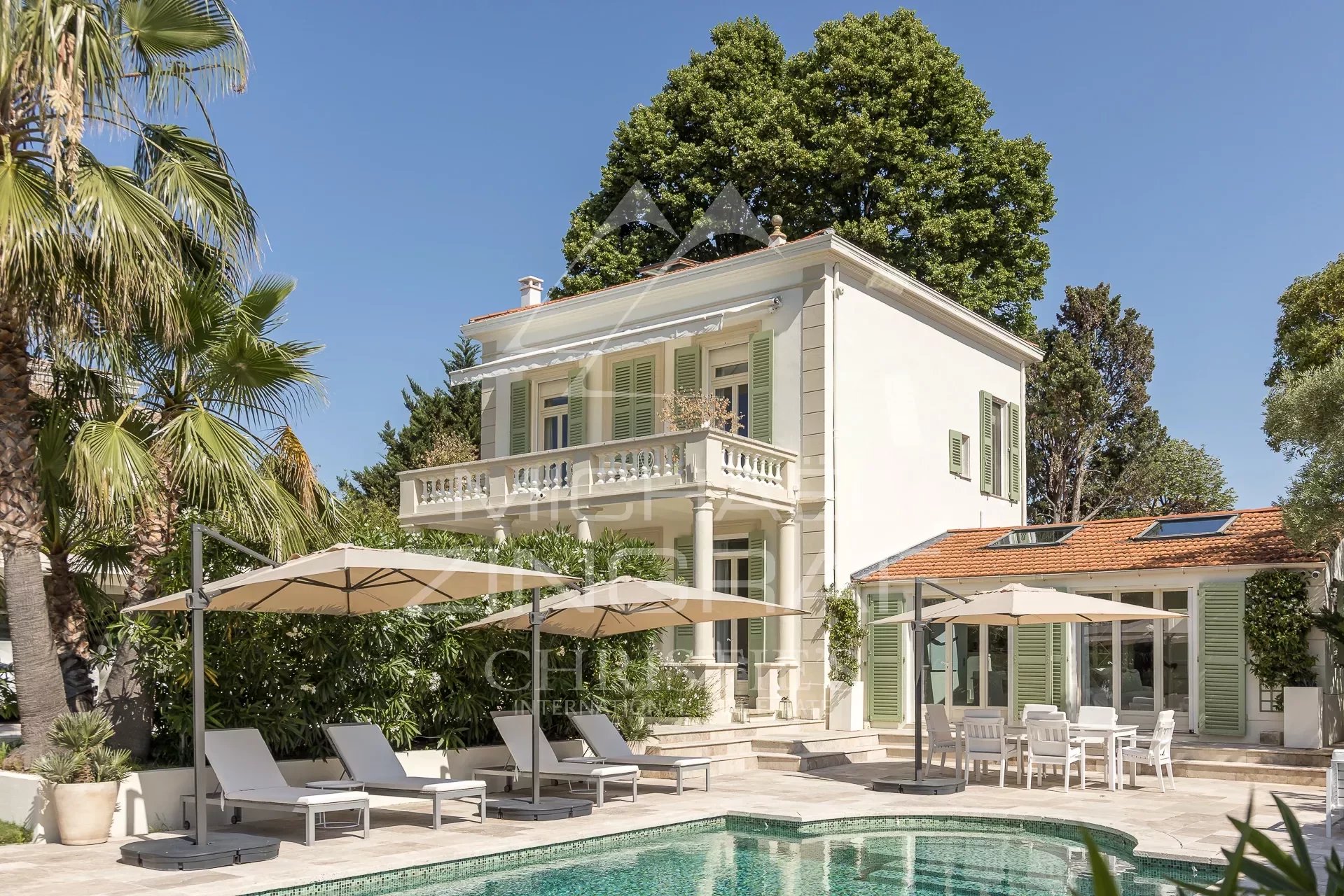 EXCLUSIVITE -Splendide Villa Bourgeoise au Calme sur  - Cap d'Antibes