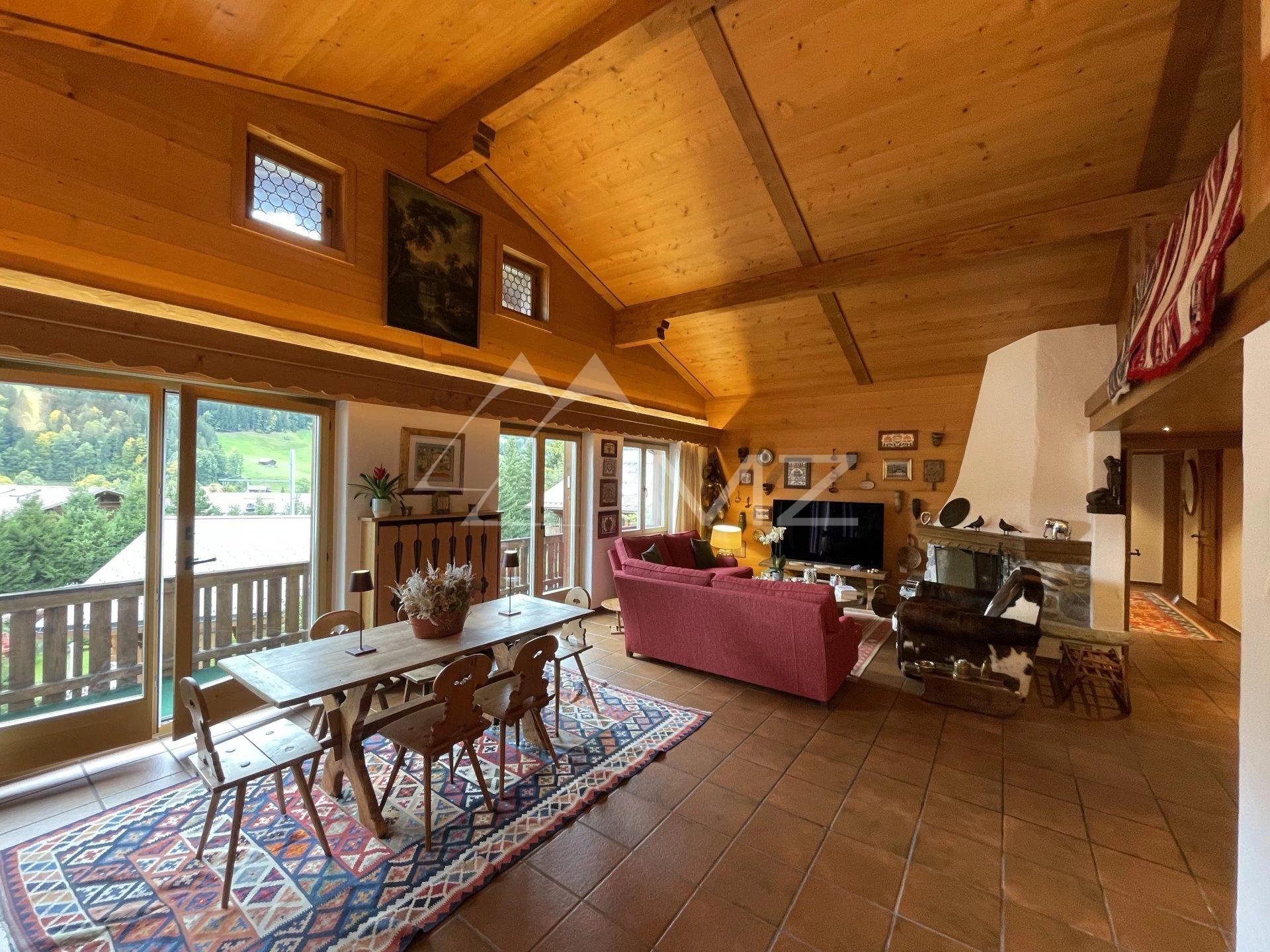 Top floor apartment in the center of Gstaad