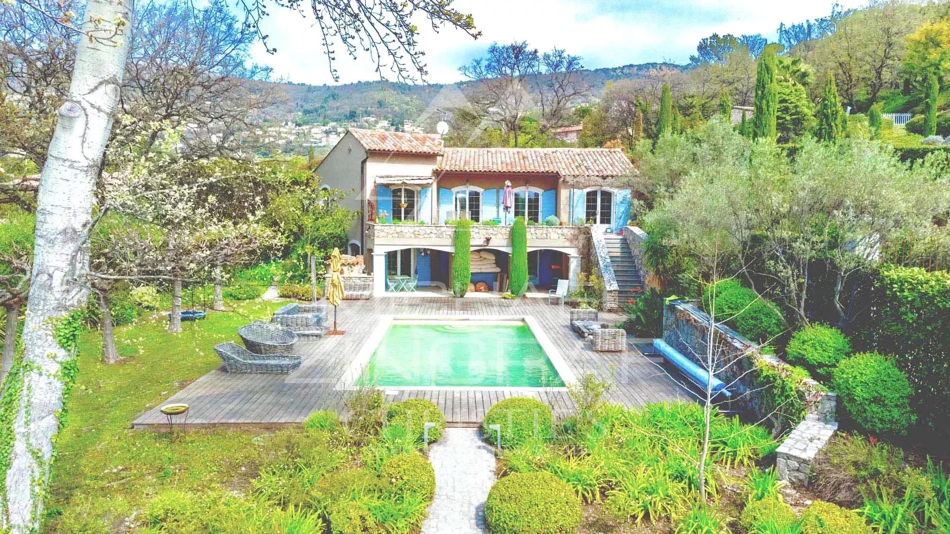 Cannes backcountry - Amazing family property
