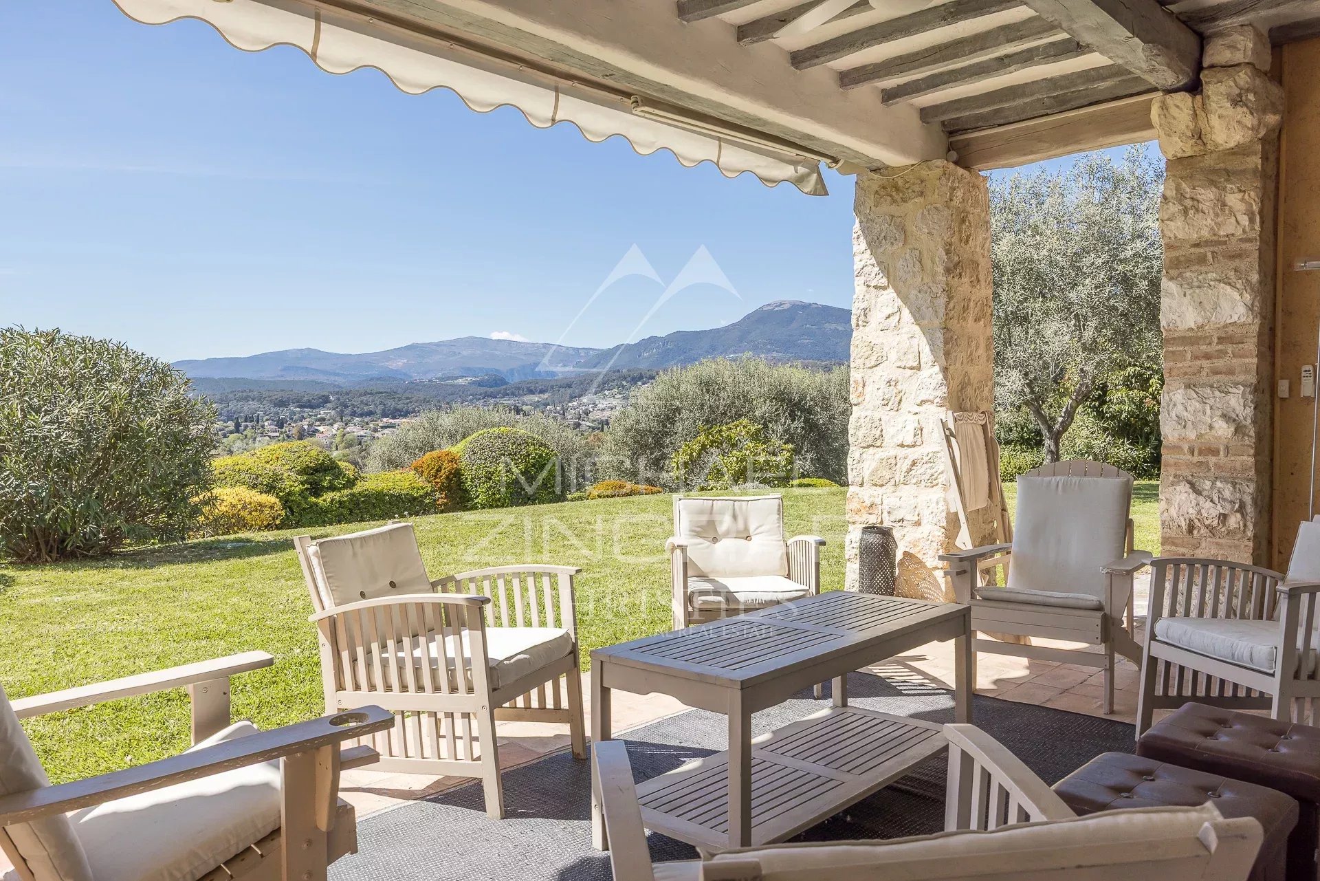 Saint-Paul de Vence – Charming single-storey villa