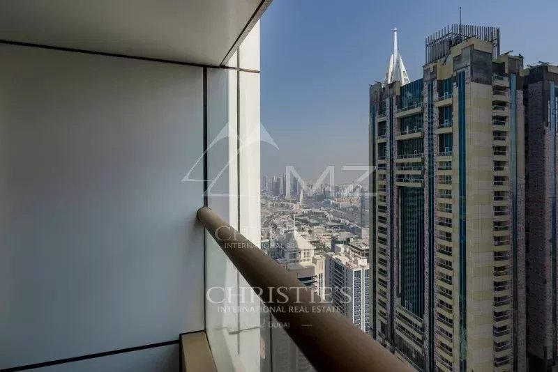 High-Floor|Partial Sea Views|Great Layout | Vacant