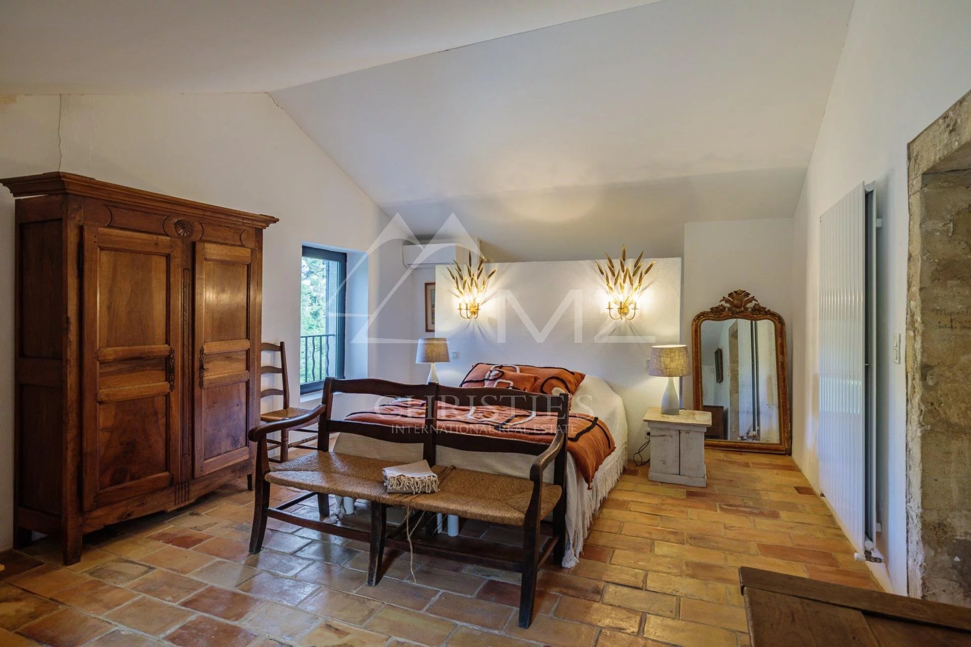 Luberon - Beautiful stone house in a wonderful and natural setting