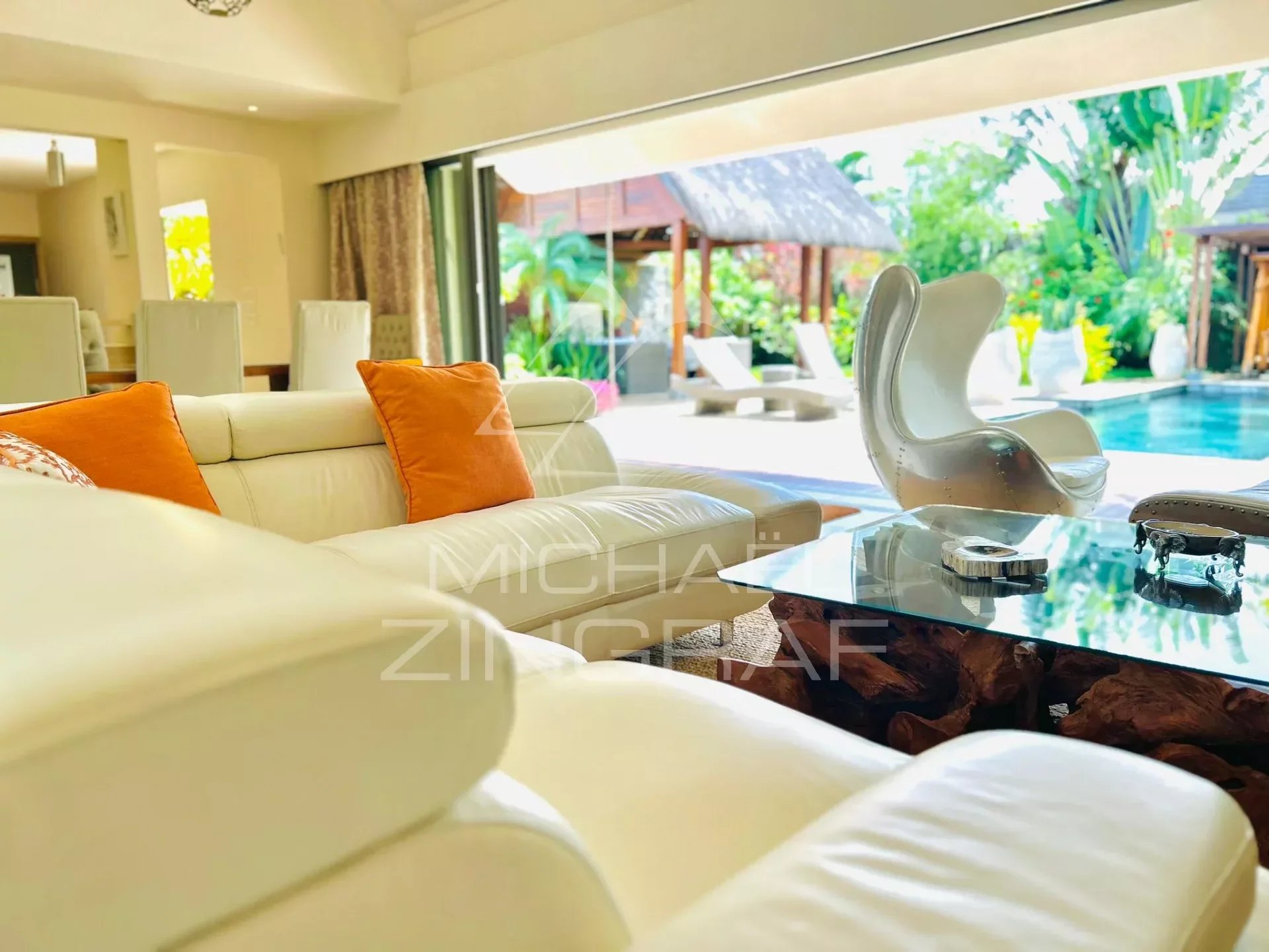 Exquisite 4-Bedroom Villa - Grand Baie