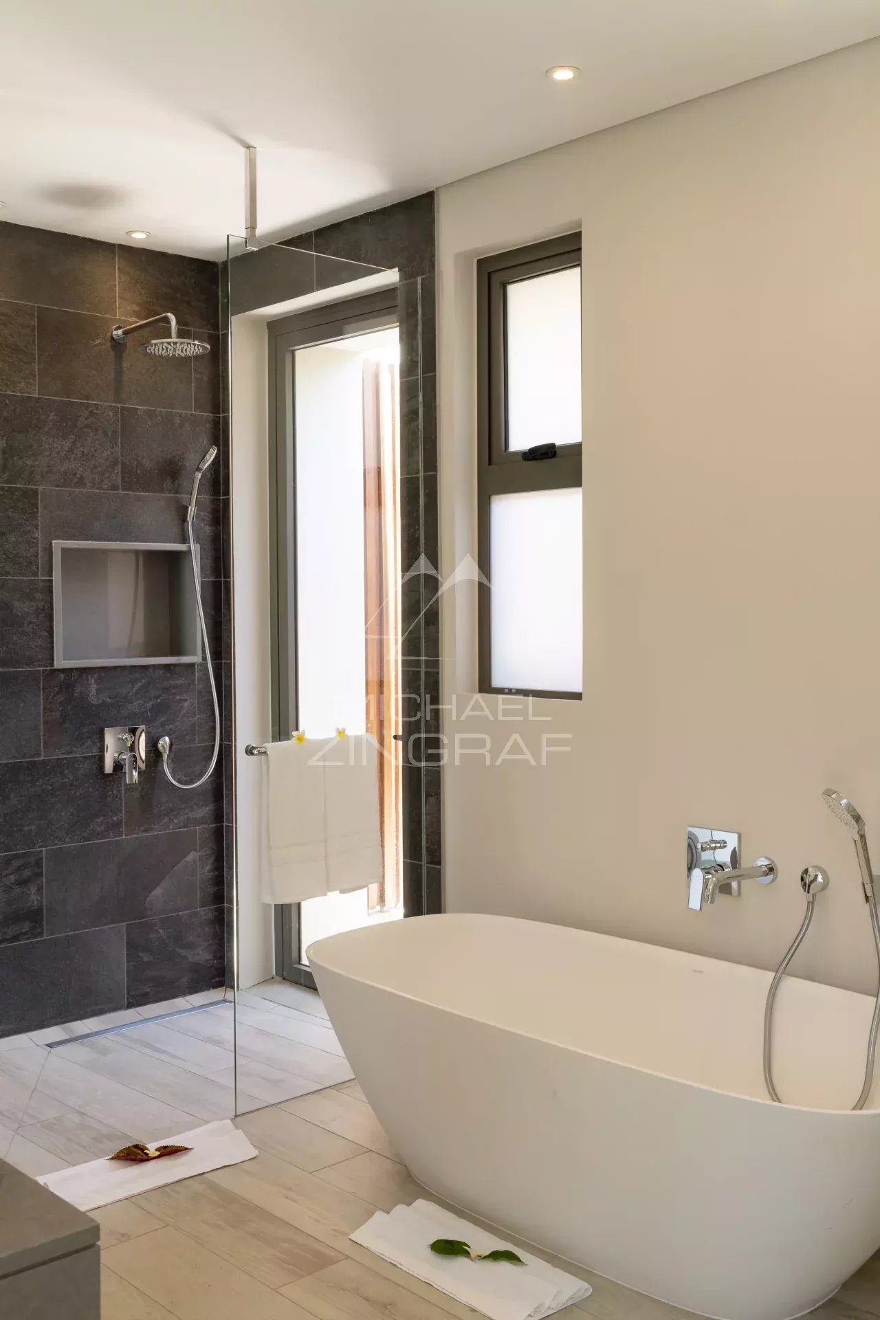 Villa d’Exception avec Vues Panoramiques à Anahita