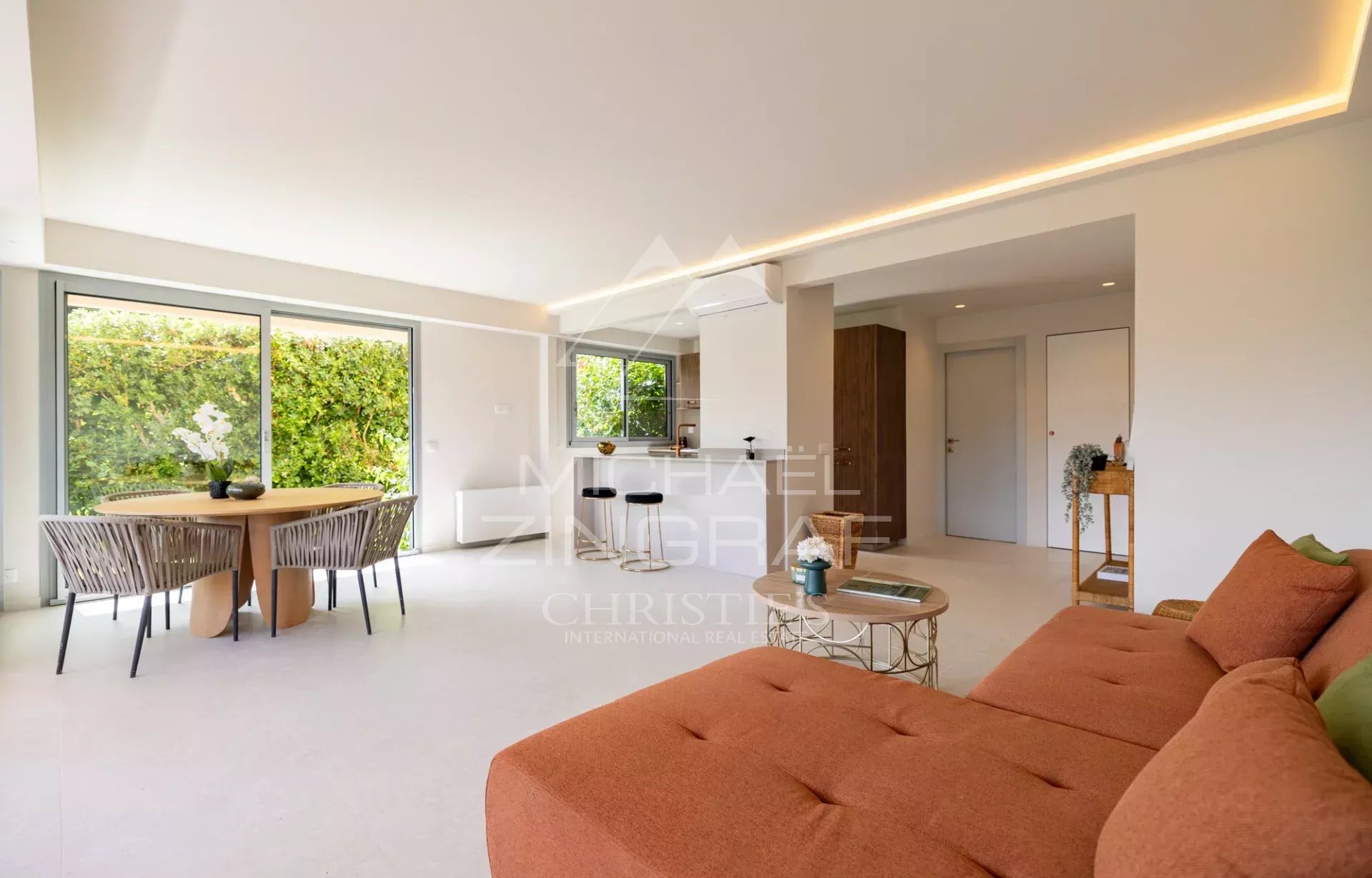 VILLEFRANCHE SUR MER - Magnifique 3 Pièces entièrement rénové