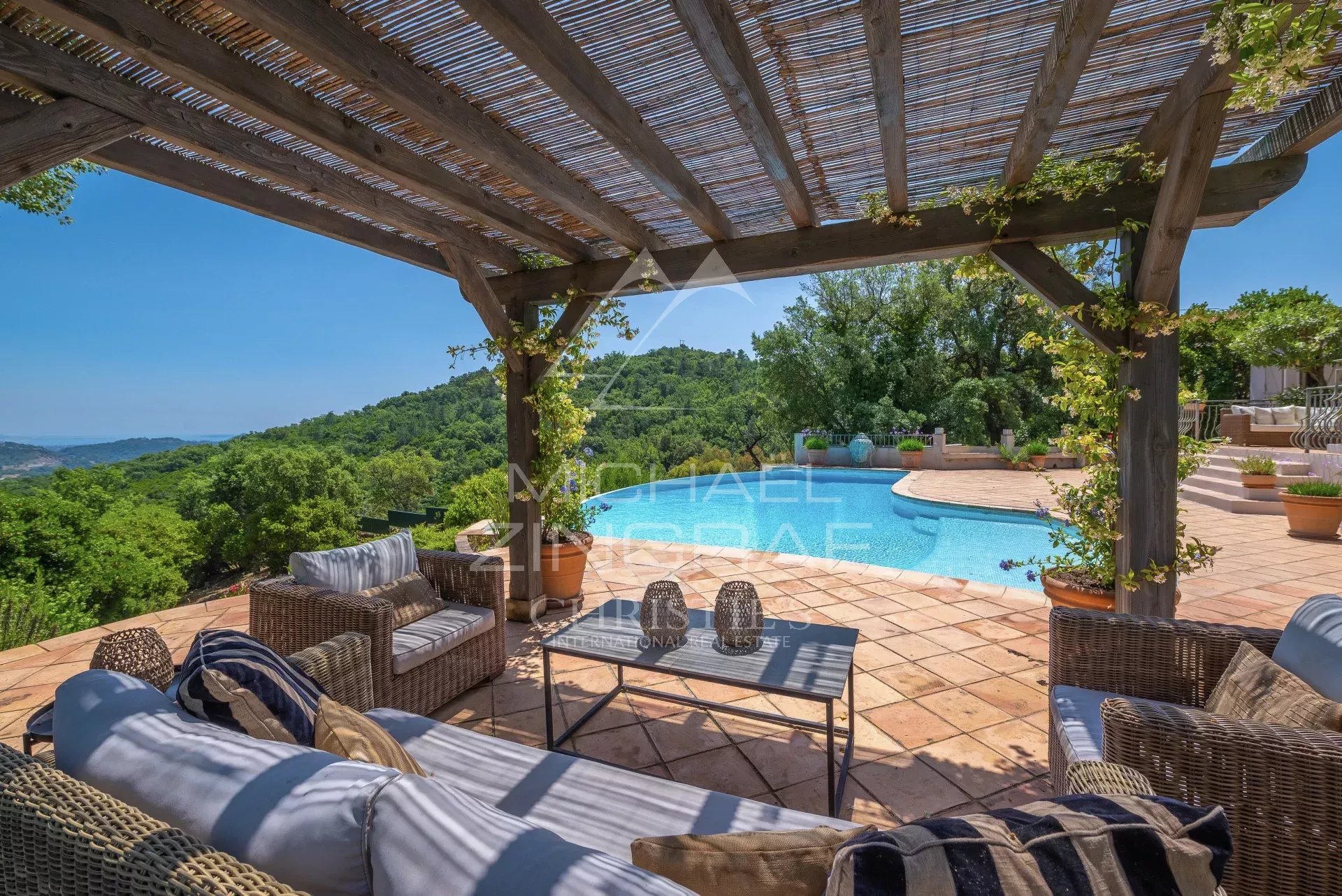 Les Adrets de l'Estérel - Propriété de charme au coeur de l'Estérel