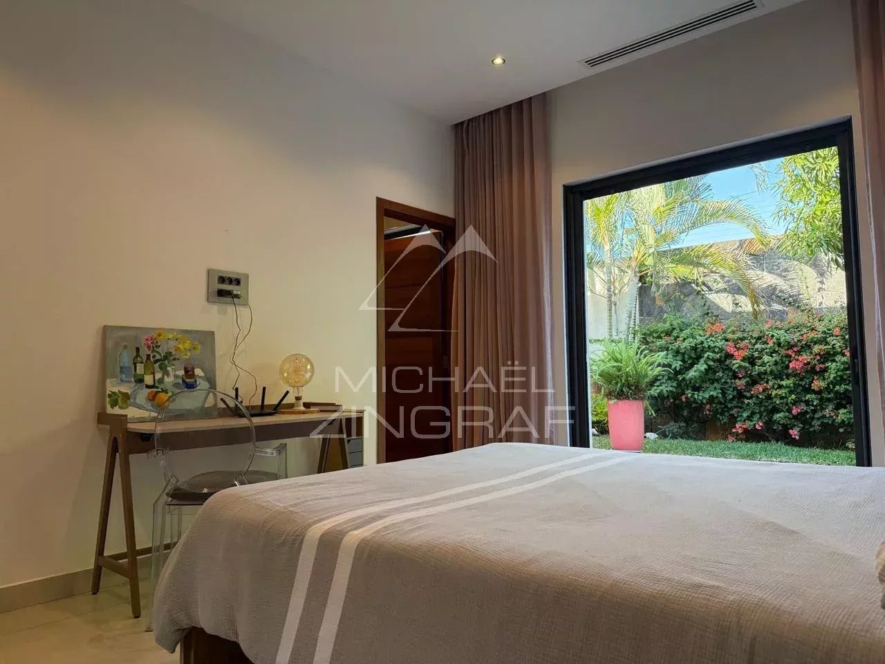 Exklusive Villa in einer Residenz in Pereybere