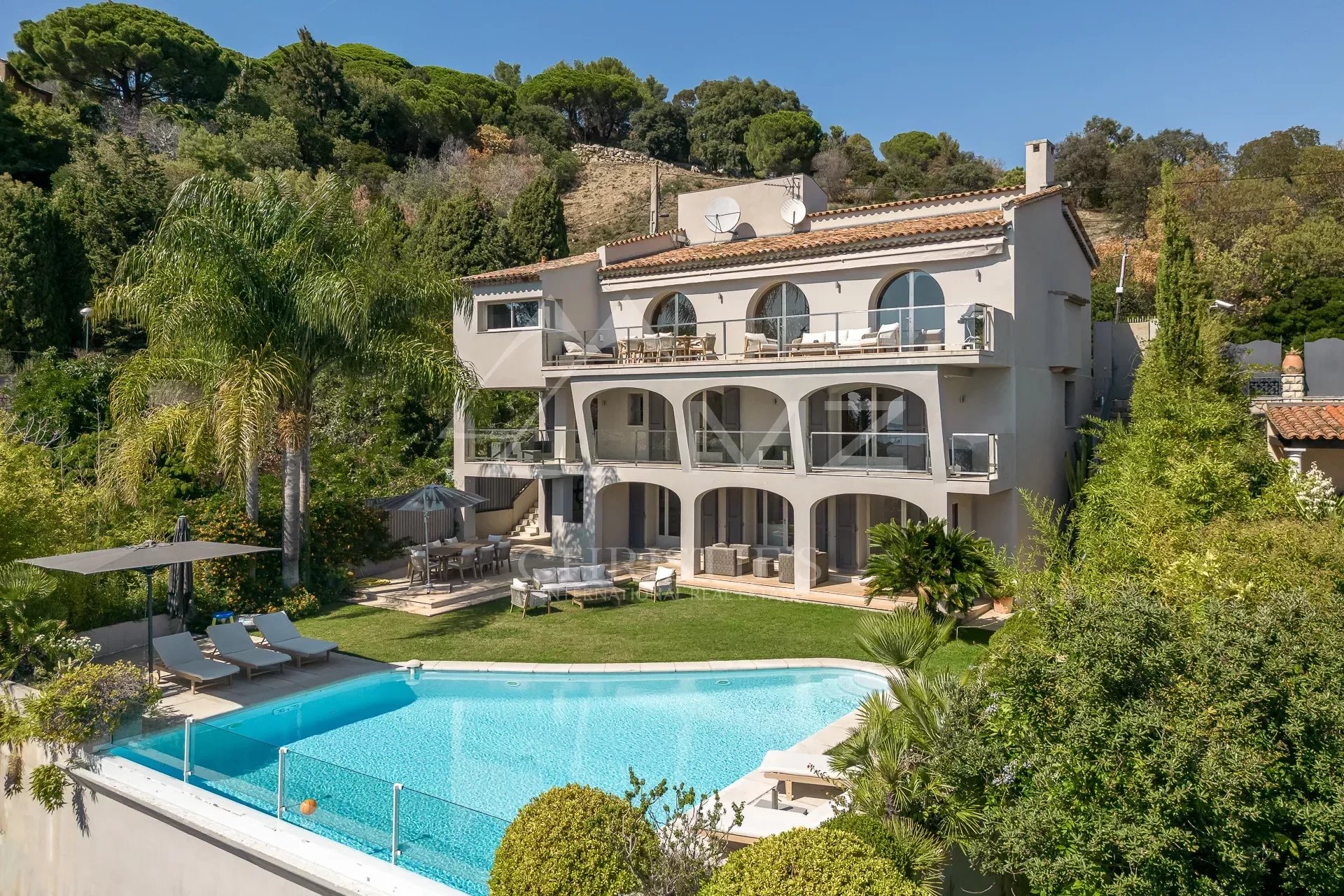 Vente Villa Cannes Cannes Californie Villa contemporaine Vue mer