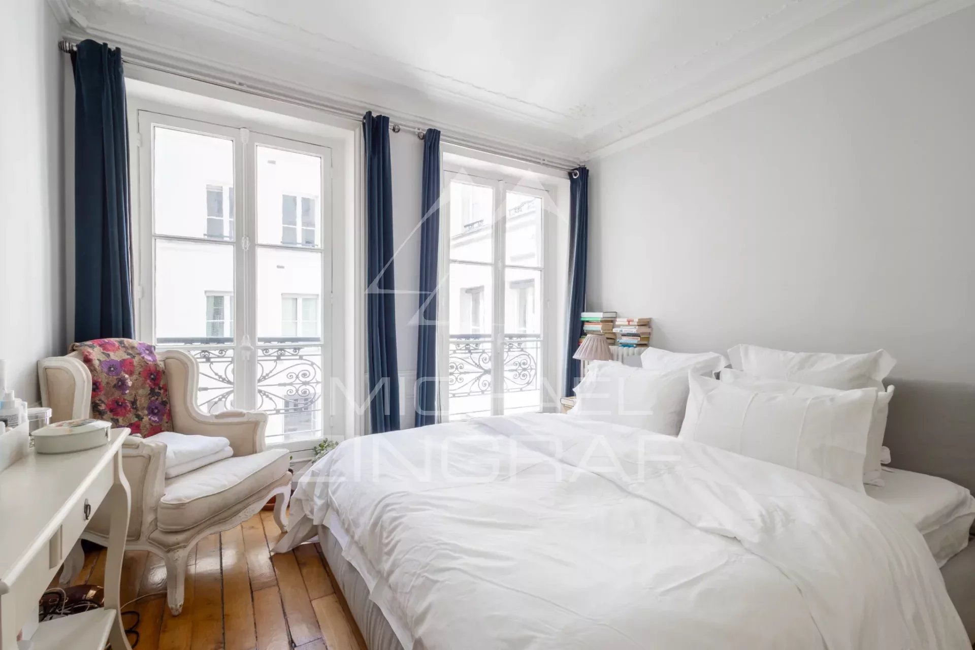 À Vendre - Bel appartement Paris Saint Honoré