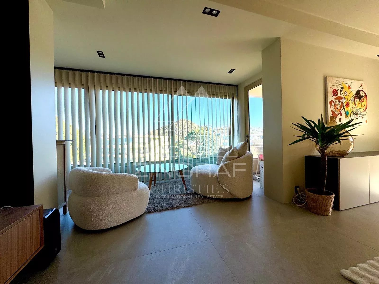 Appartement dans résidence privée