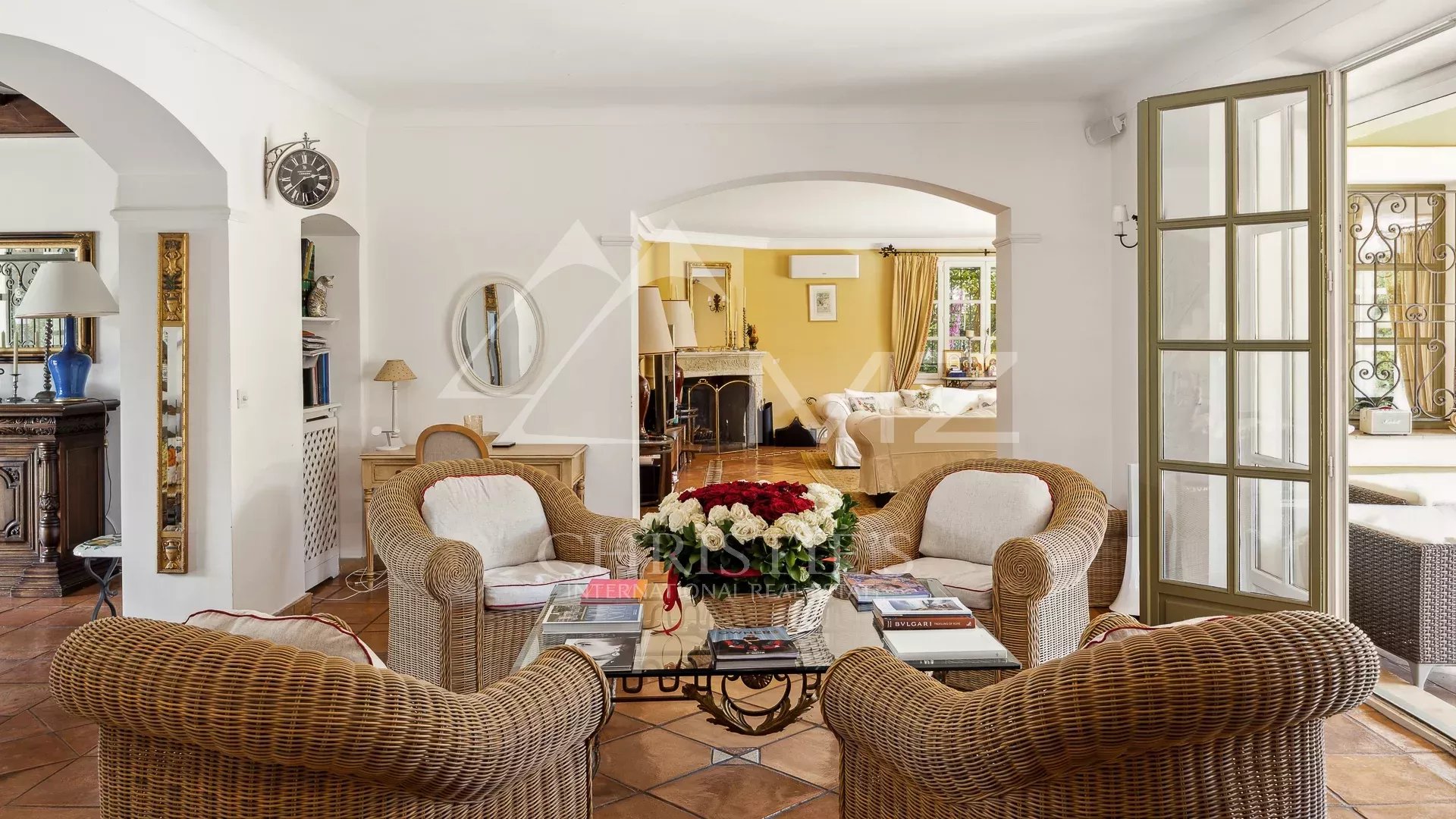 Exclusive Domain Properties in Cap d'Antibes west side with 4873 m2 landscaped park