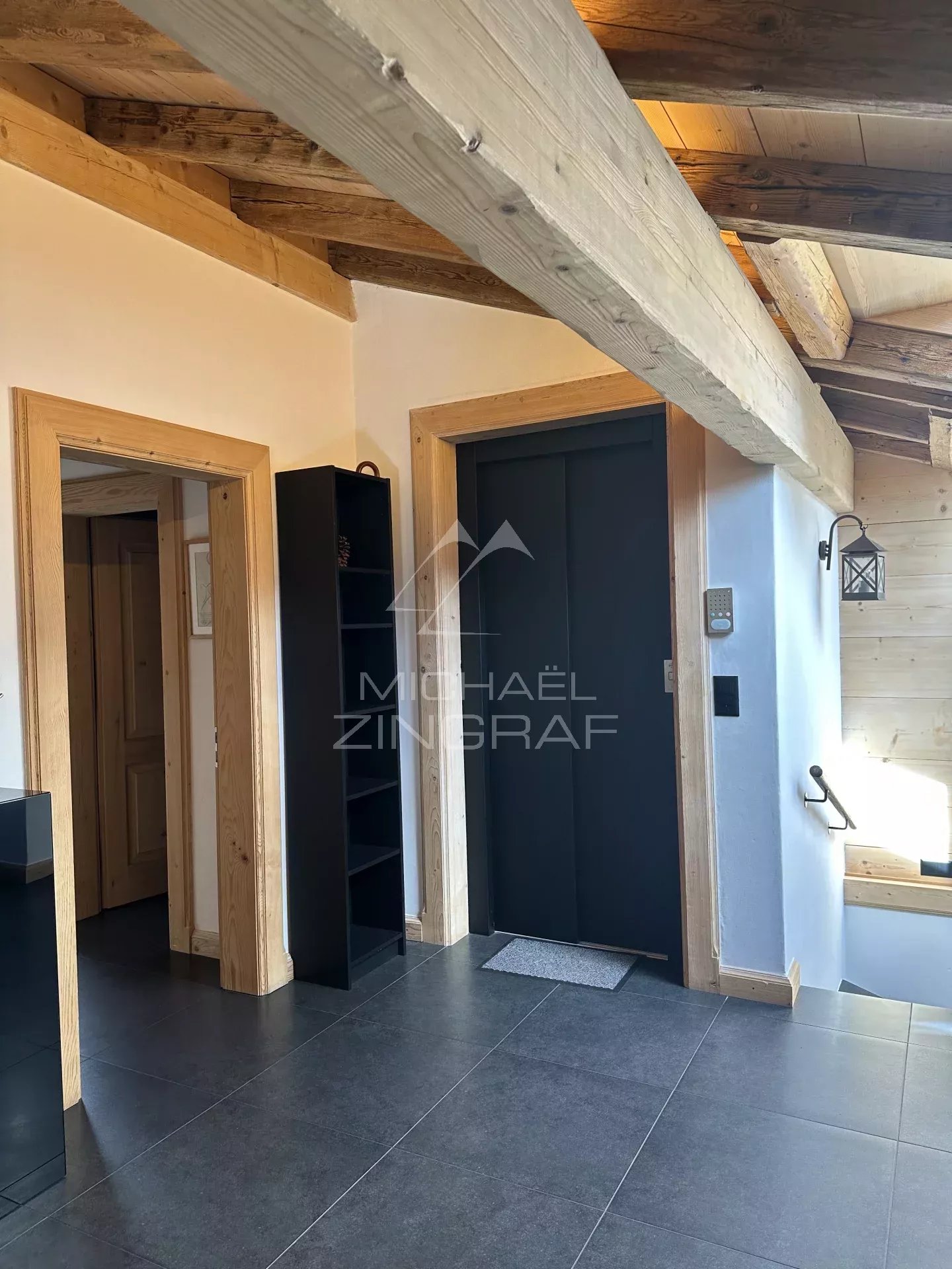 Attique chic à proximité du centre de Gstaad