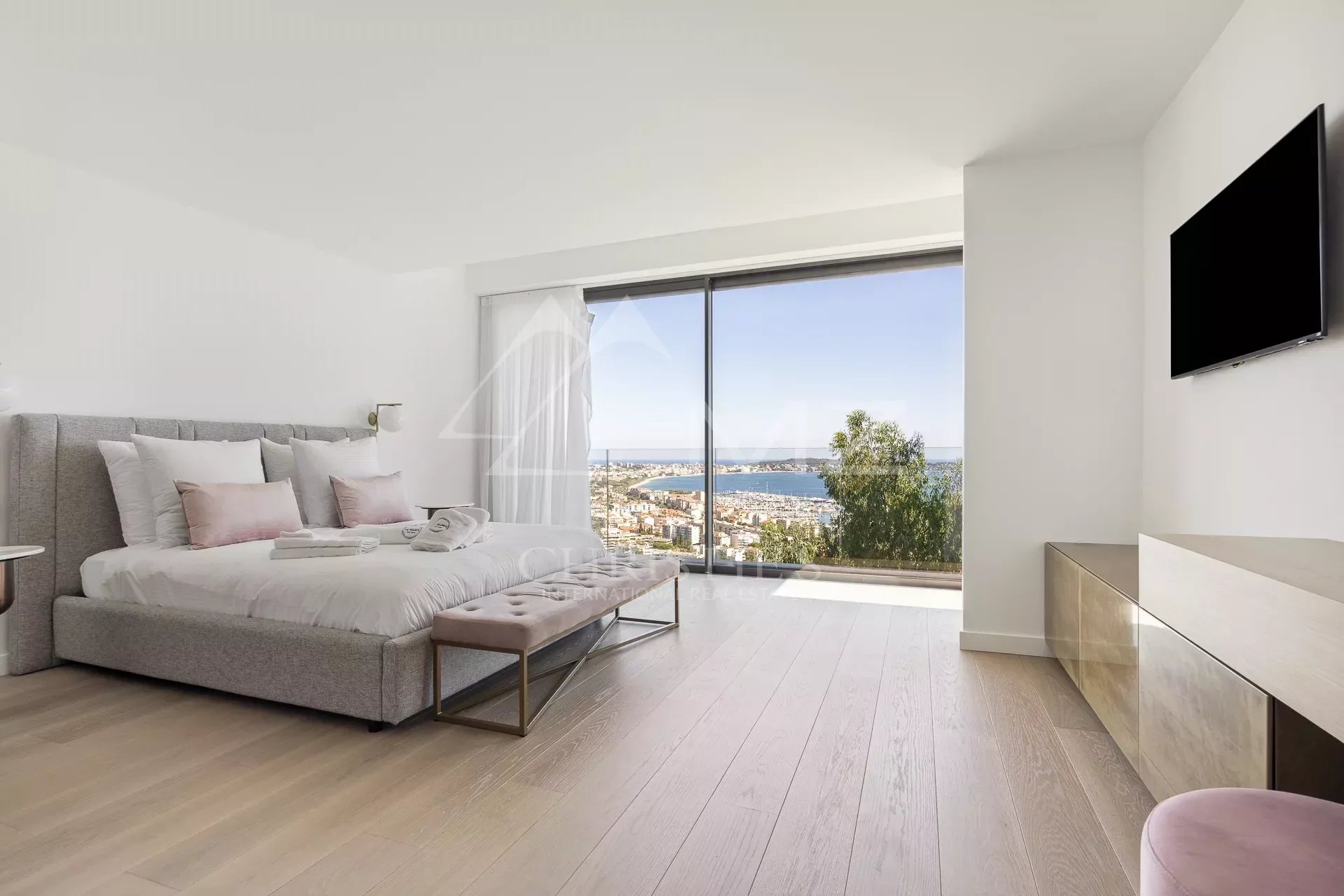 Super Cannes - Modern 5 bedrooms villa