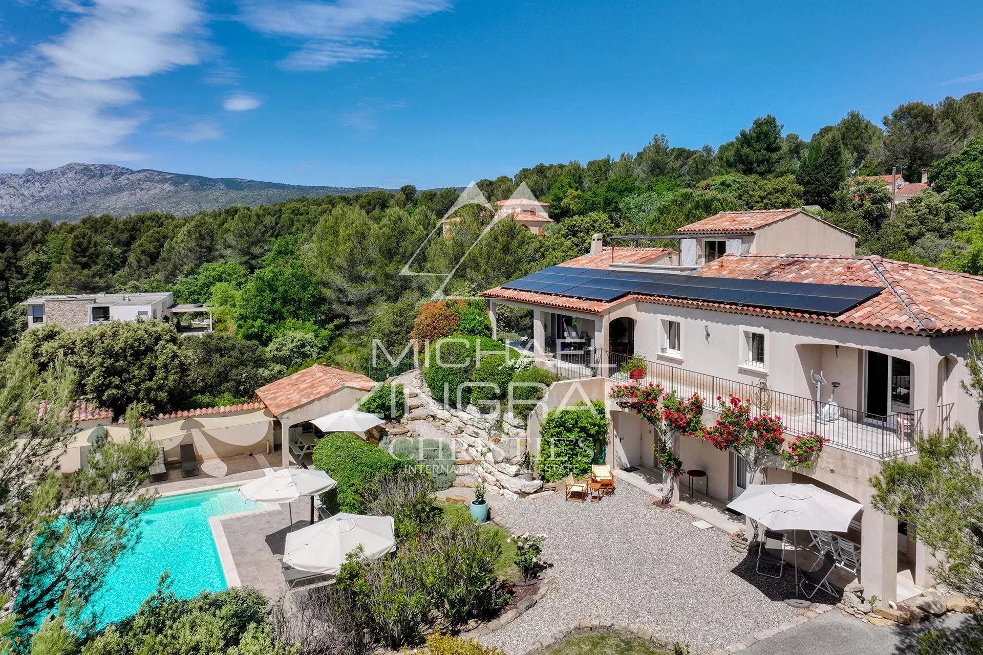 Propriété d'exception avec vue dominante au sein du grand site de la Sainte Victoire