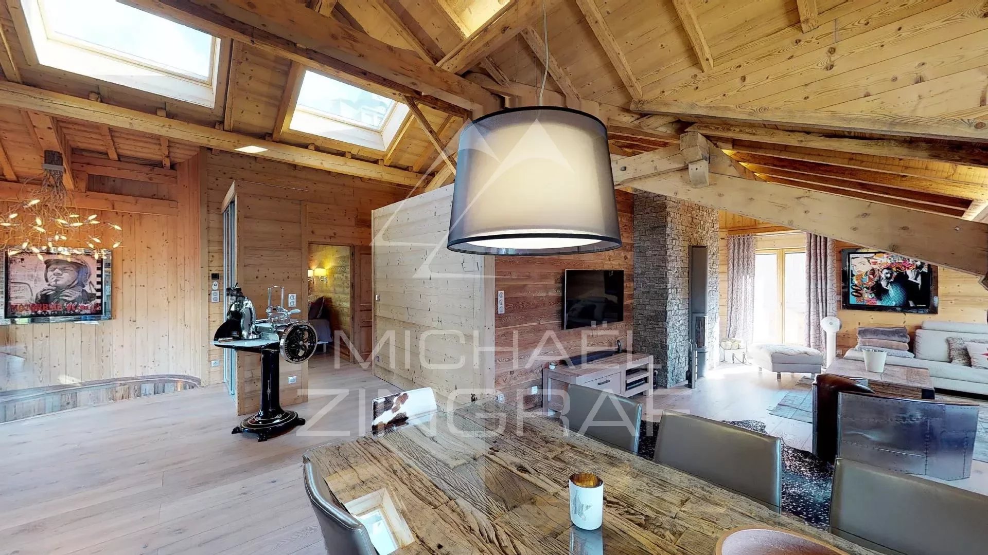 Renovated apartment, like a chalet, in the centre of Megève