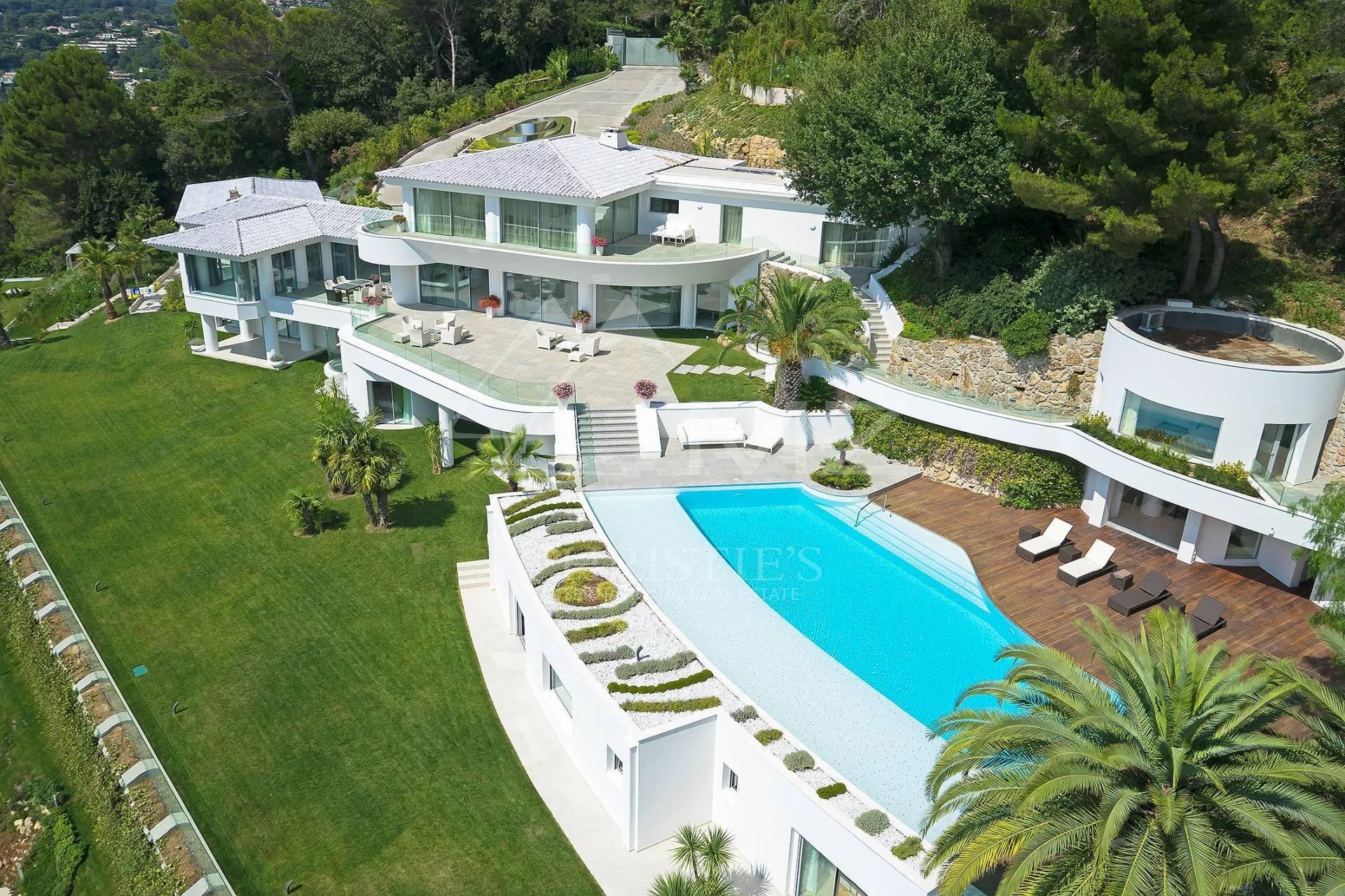 Cannes - Californie - Prestigeträchtige, komplett renovierte Villa