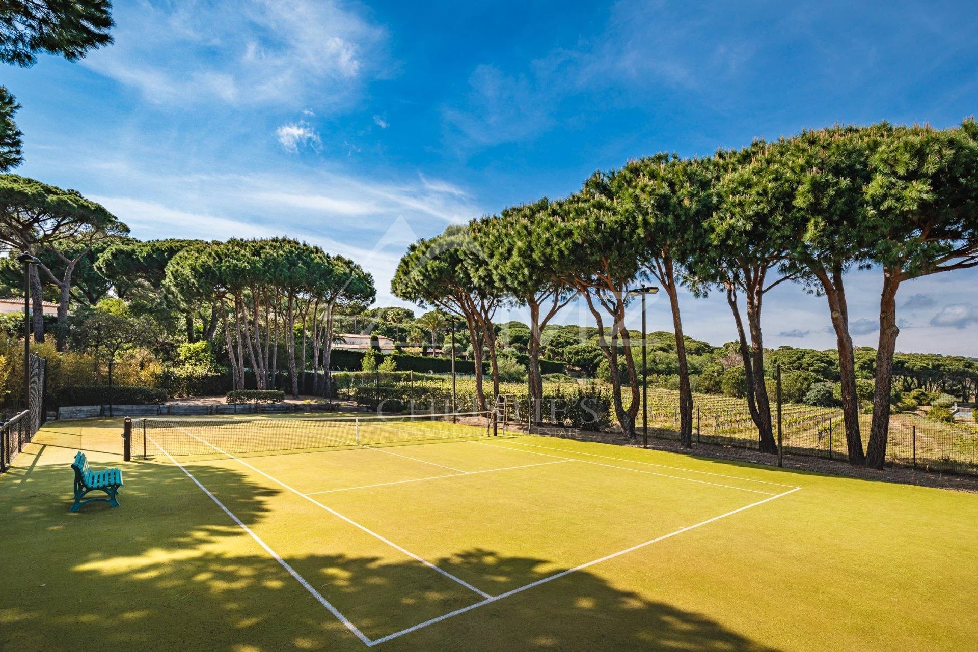 Ramatuelle - Villa in a quiet area with tennis