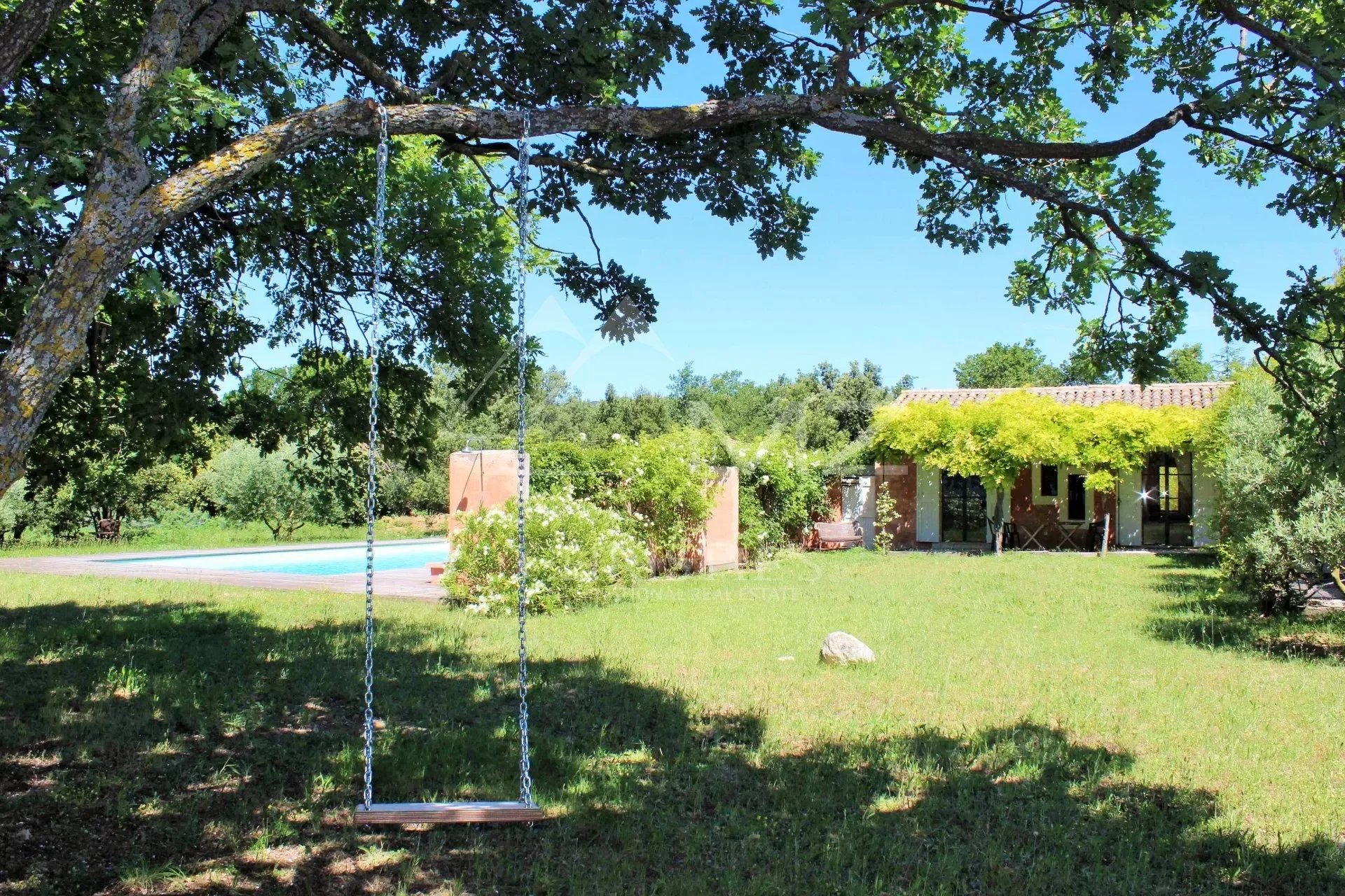 Close to Gordes - Lovely holiday house