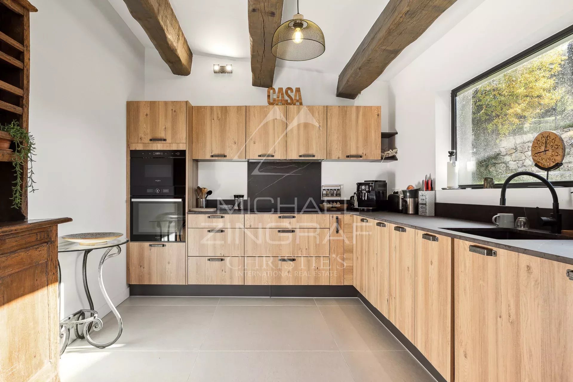 Mougins - Location longue durée - Villa 5 chambres entièrement rénovée