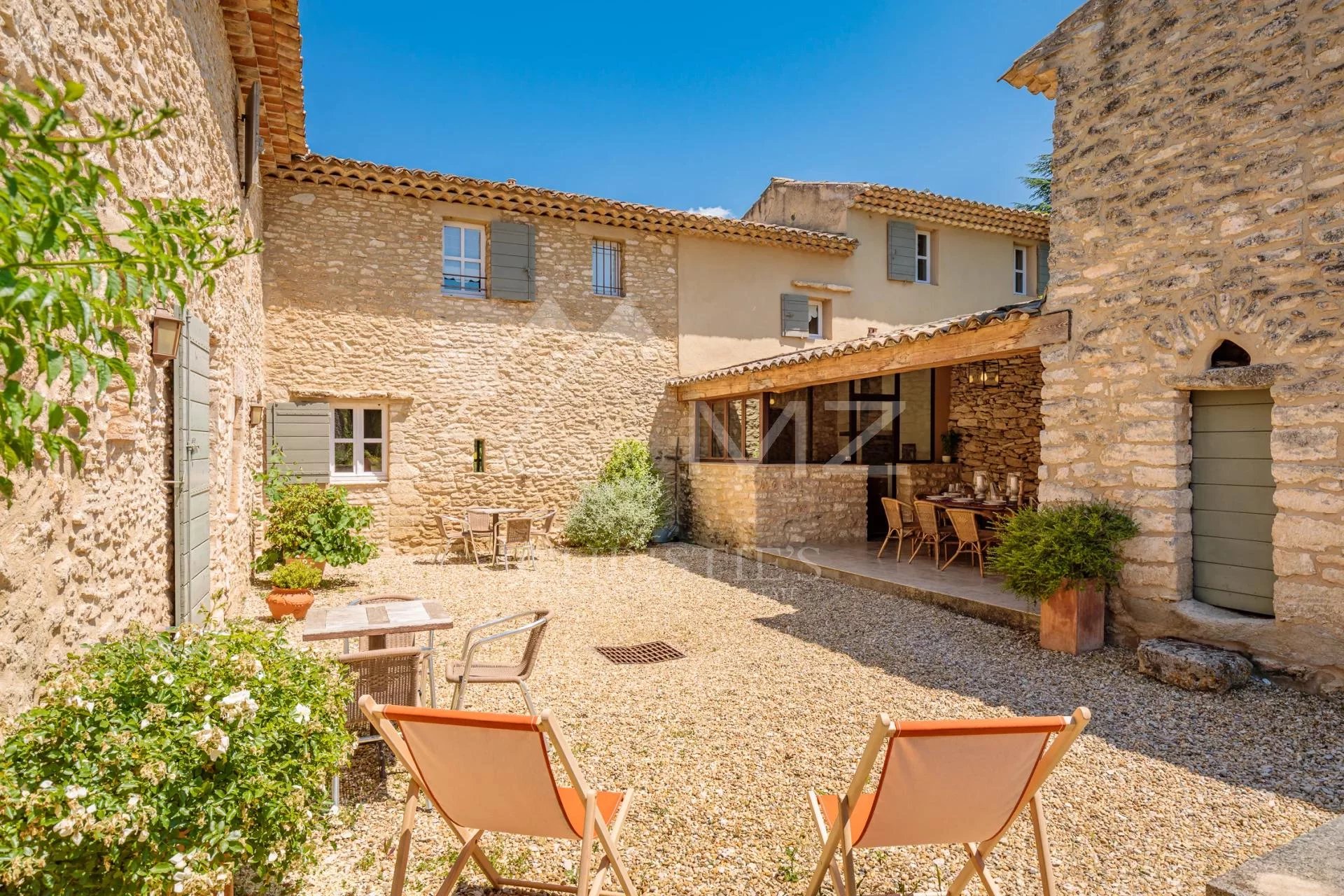 Luberon - Magnifique demeure provençale avec grande piscine