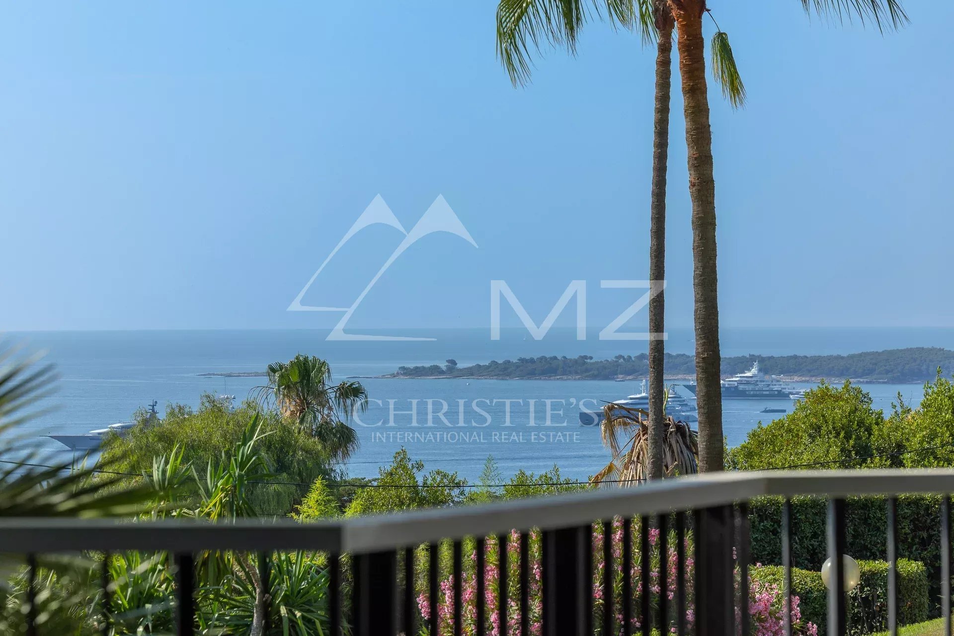 EXCLUSIVITE: Superbe 4 pièces vue mer panoramique