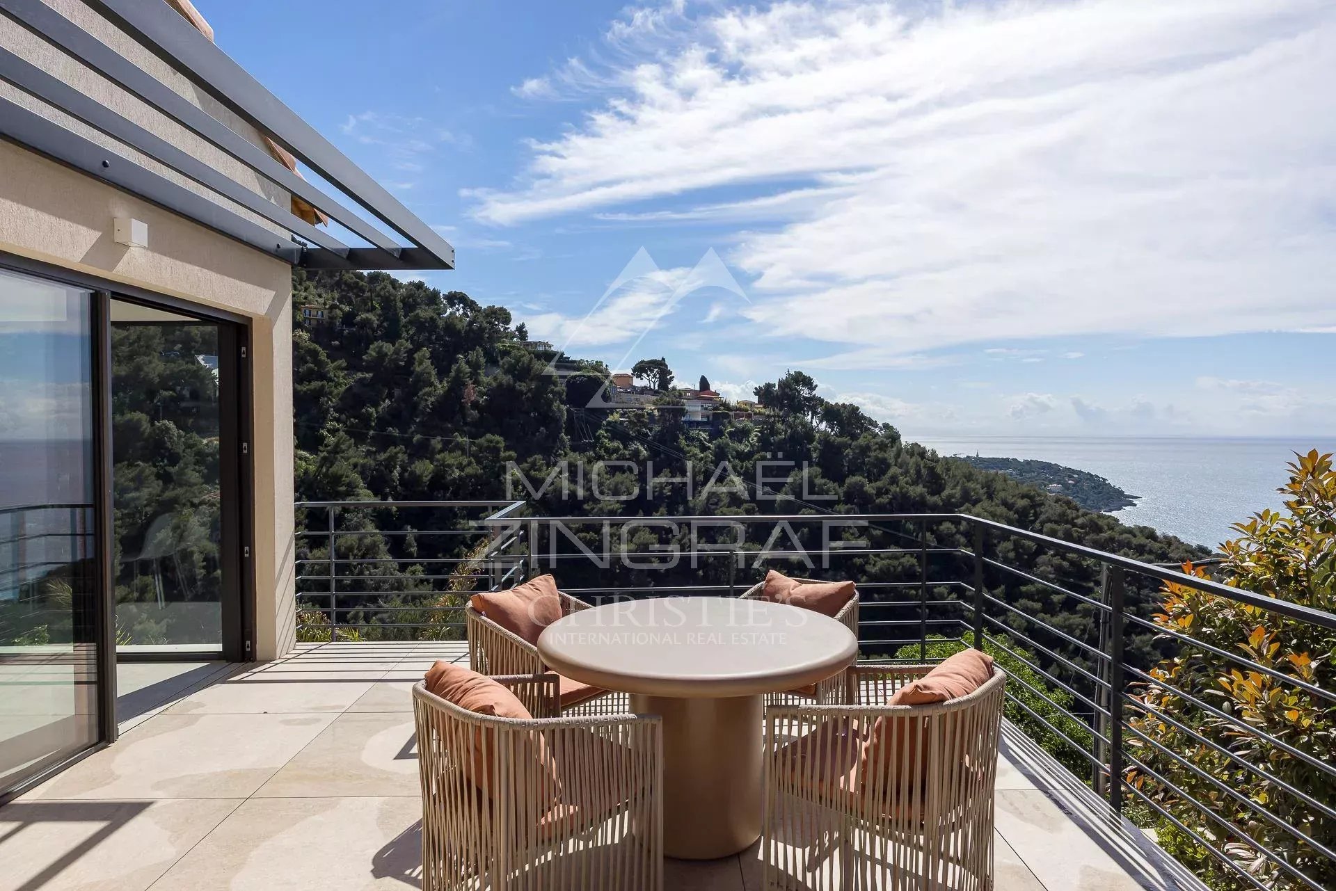 Villa contemporaine d’exception – Vue panoramique mer – Roquebrune-Cap-Martin